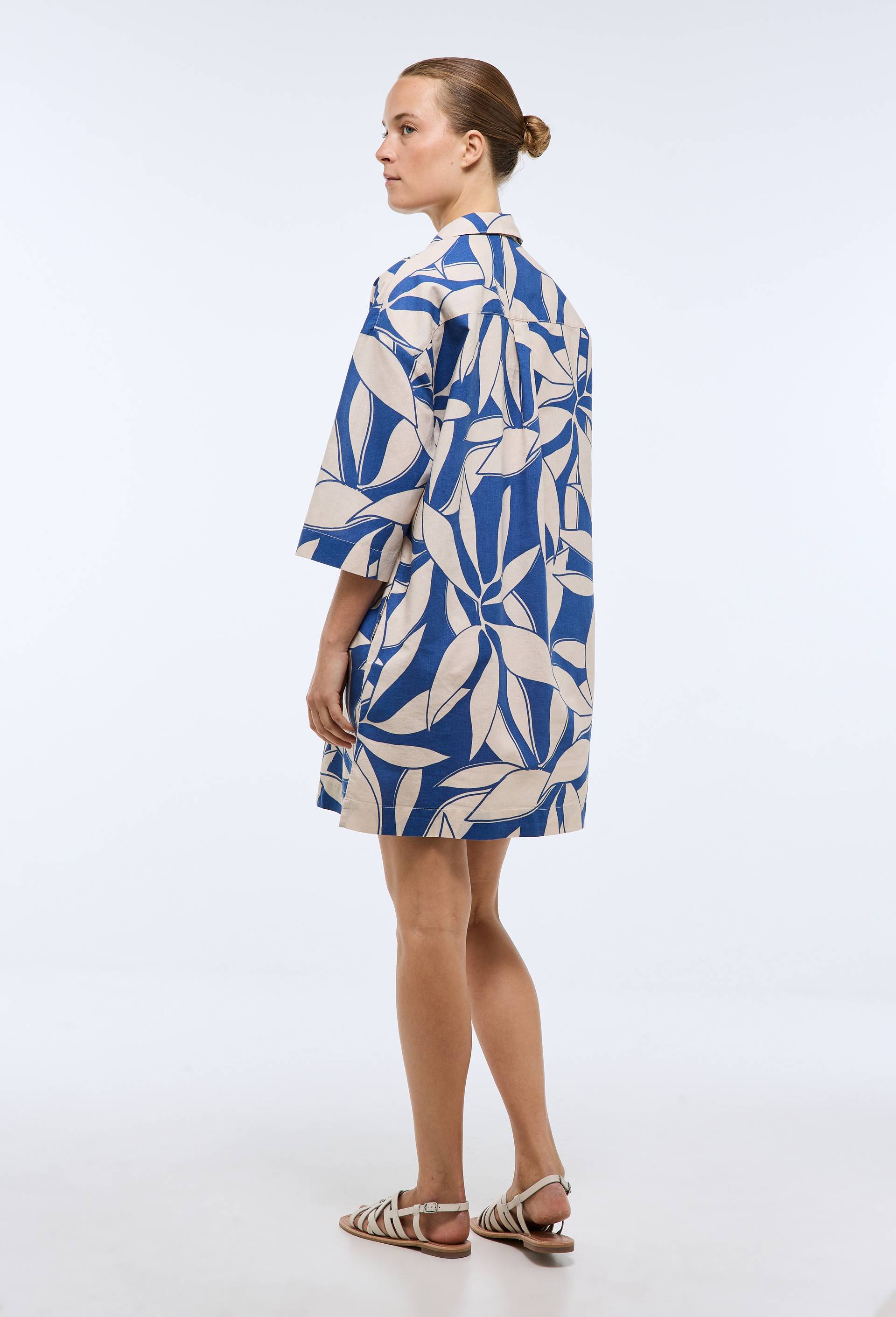 Robe courte imprim&eacute;e contenant du lin, Bleu, large image number 1