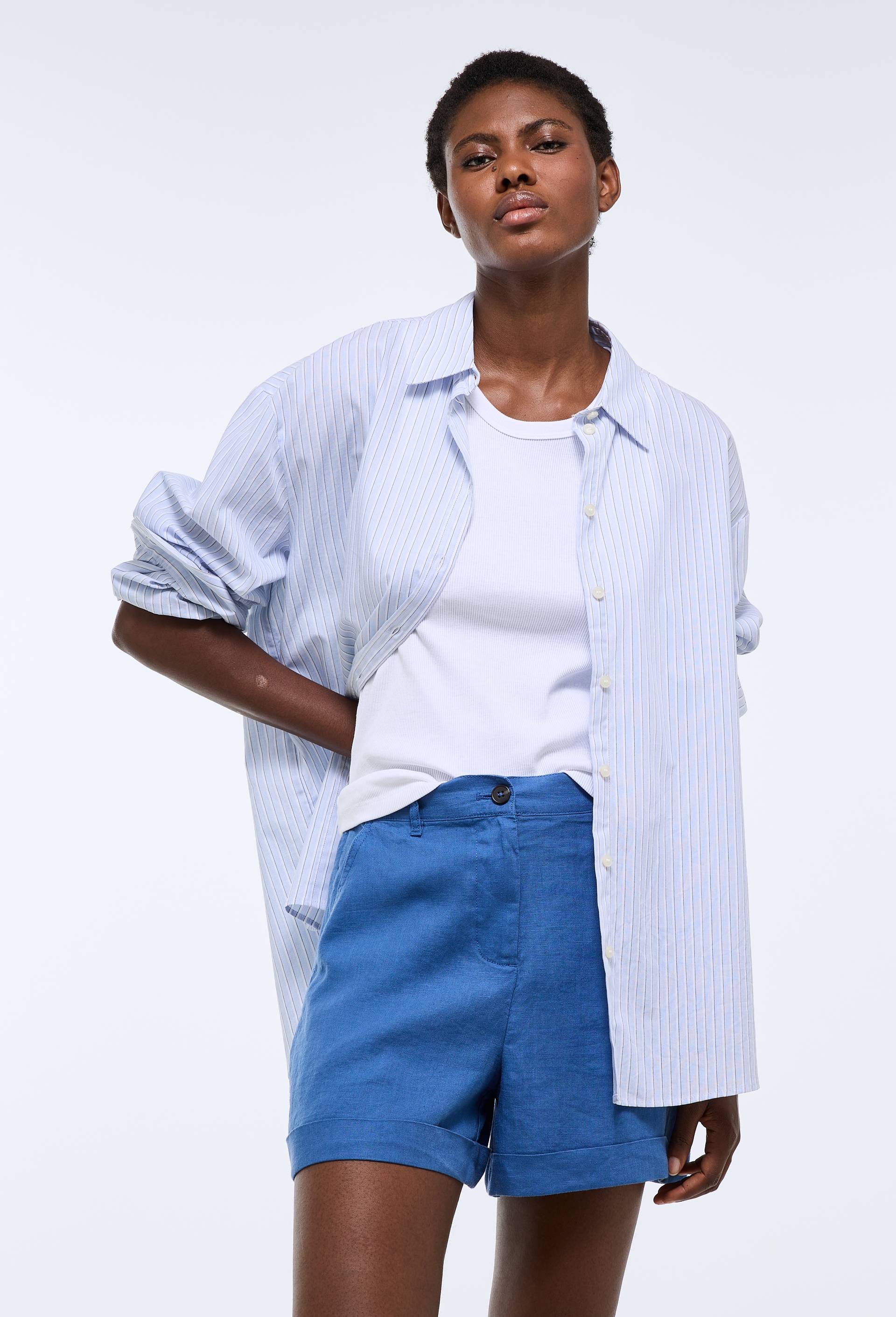 Short en lin taille elastiqu&eacute;e, Bleu, large image number 0