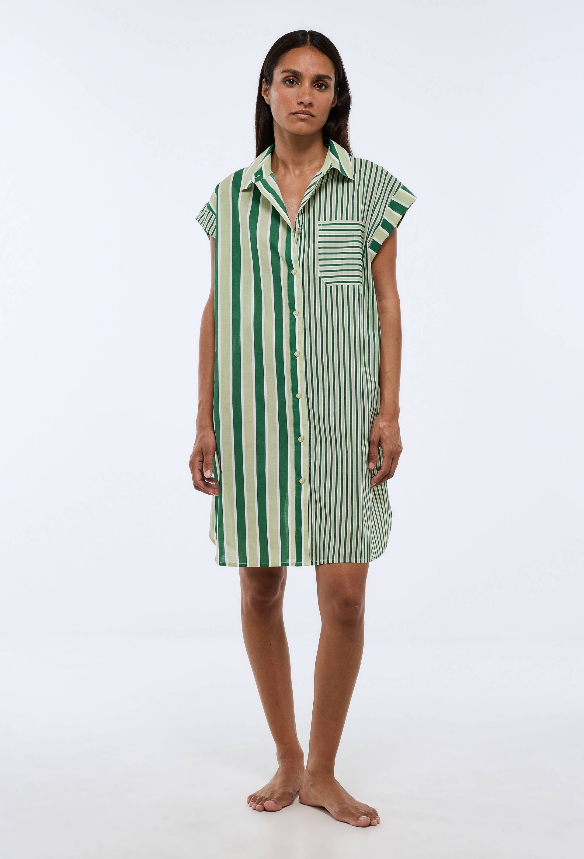 Chemise de nuit ray&eacute;e en coton BIO GOTS, Vert, swatch image