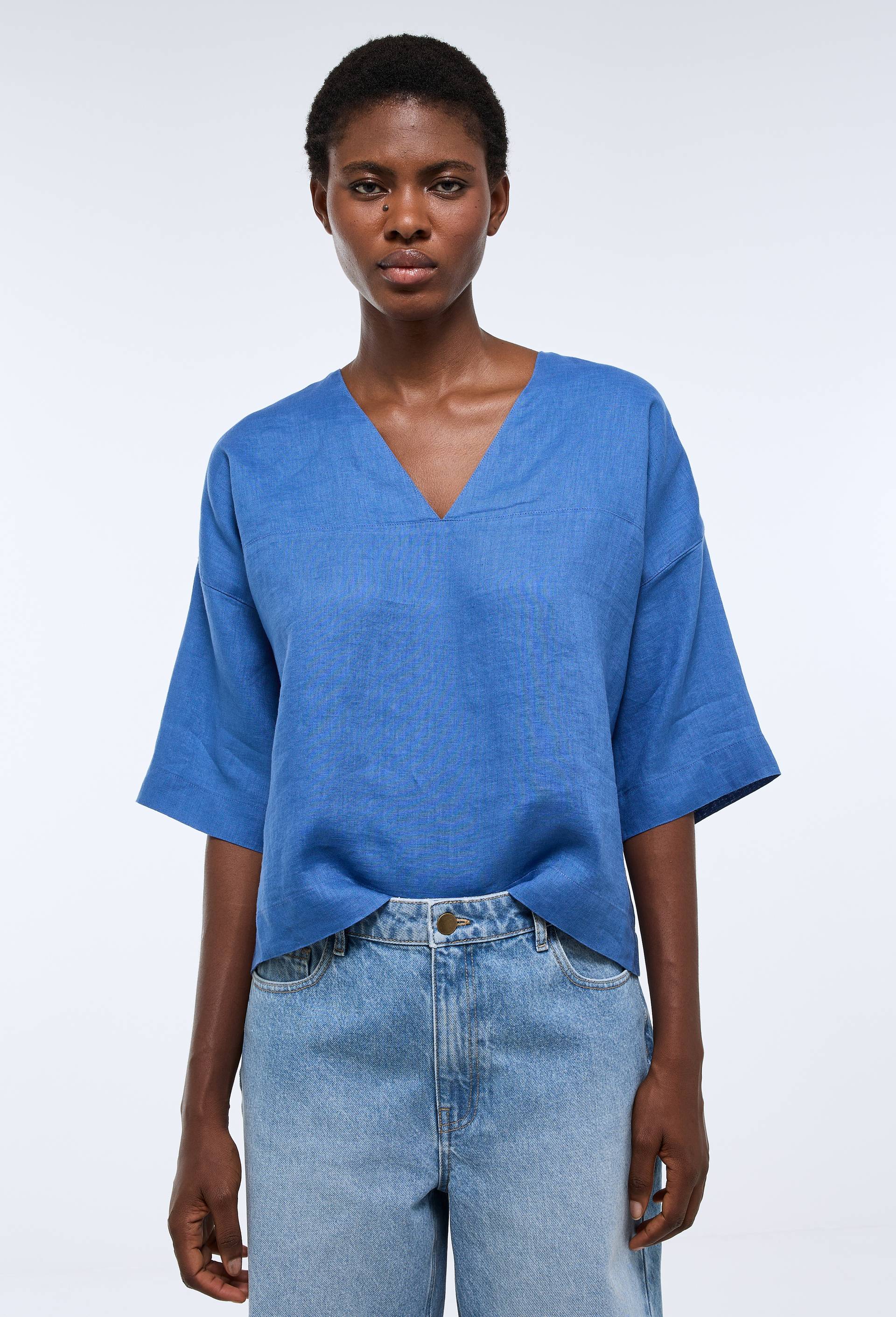 Top manches trois quarts uni en  lin, Bleu, swatch image