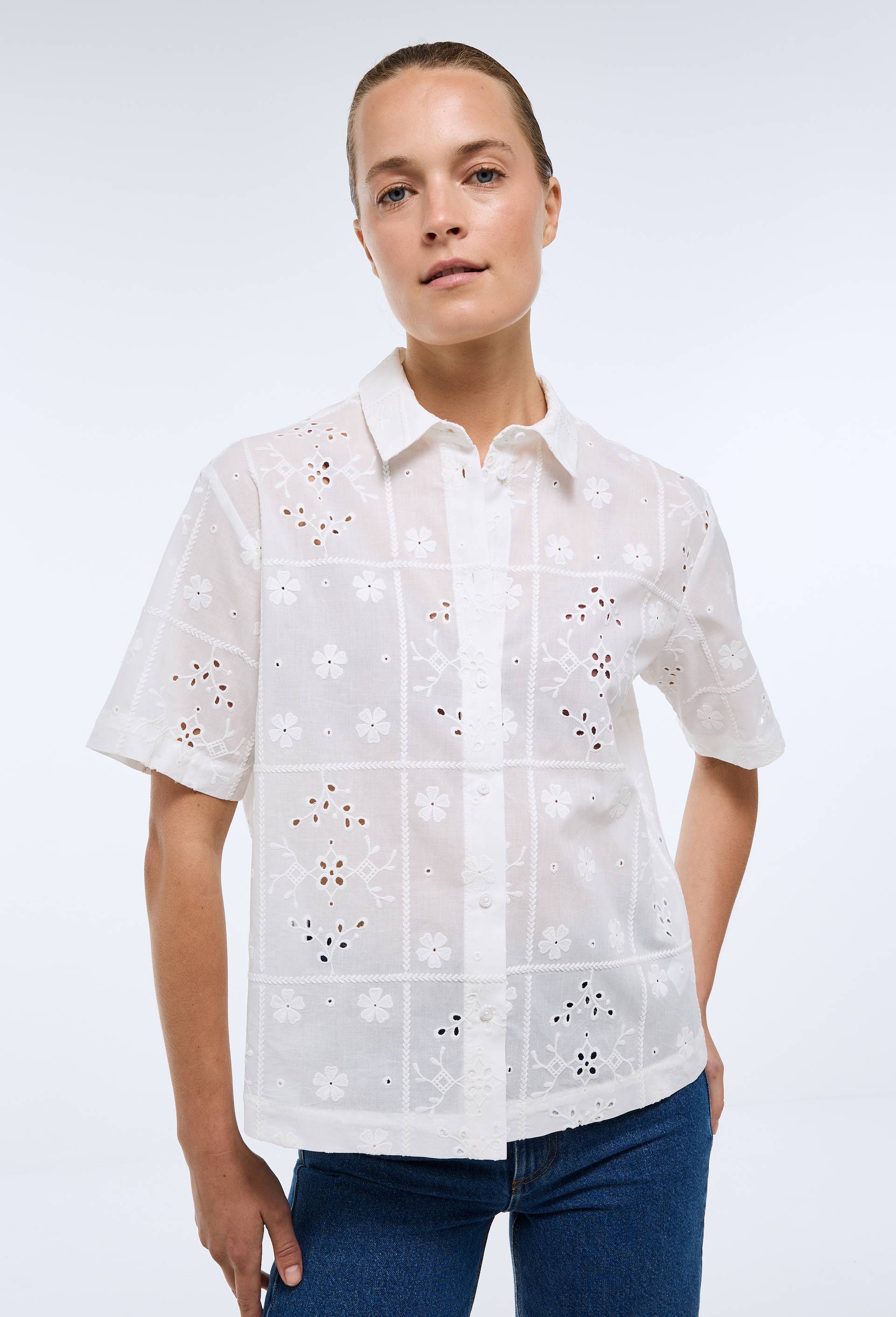 Chemise manches courtes brod&eacute;e, Blanc, large image number 0