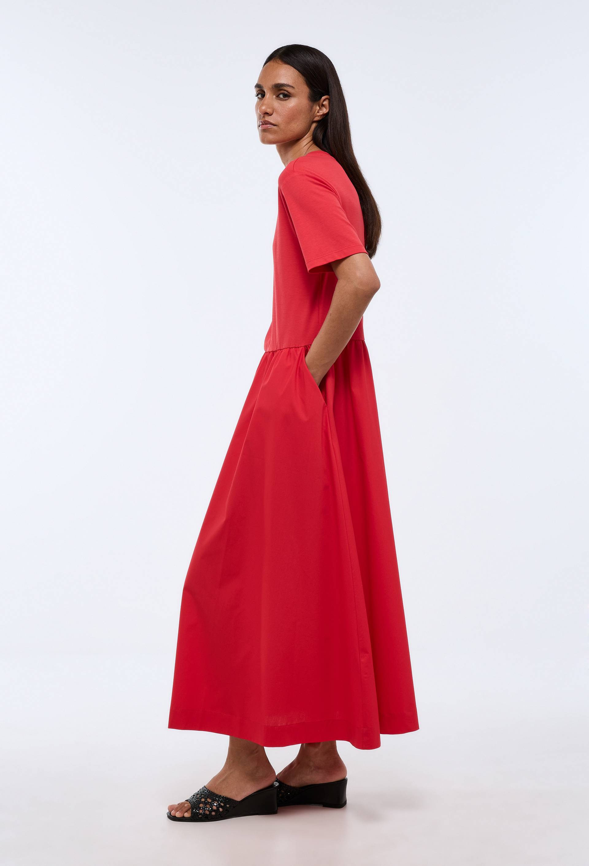 Robe longue bi-mati&egrave;re unie, Rouge, large image number 0.0