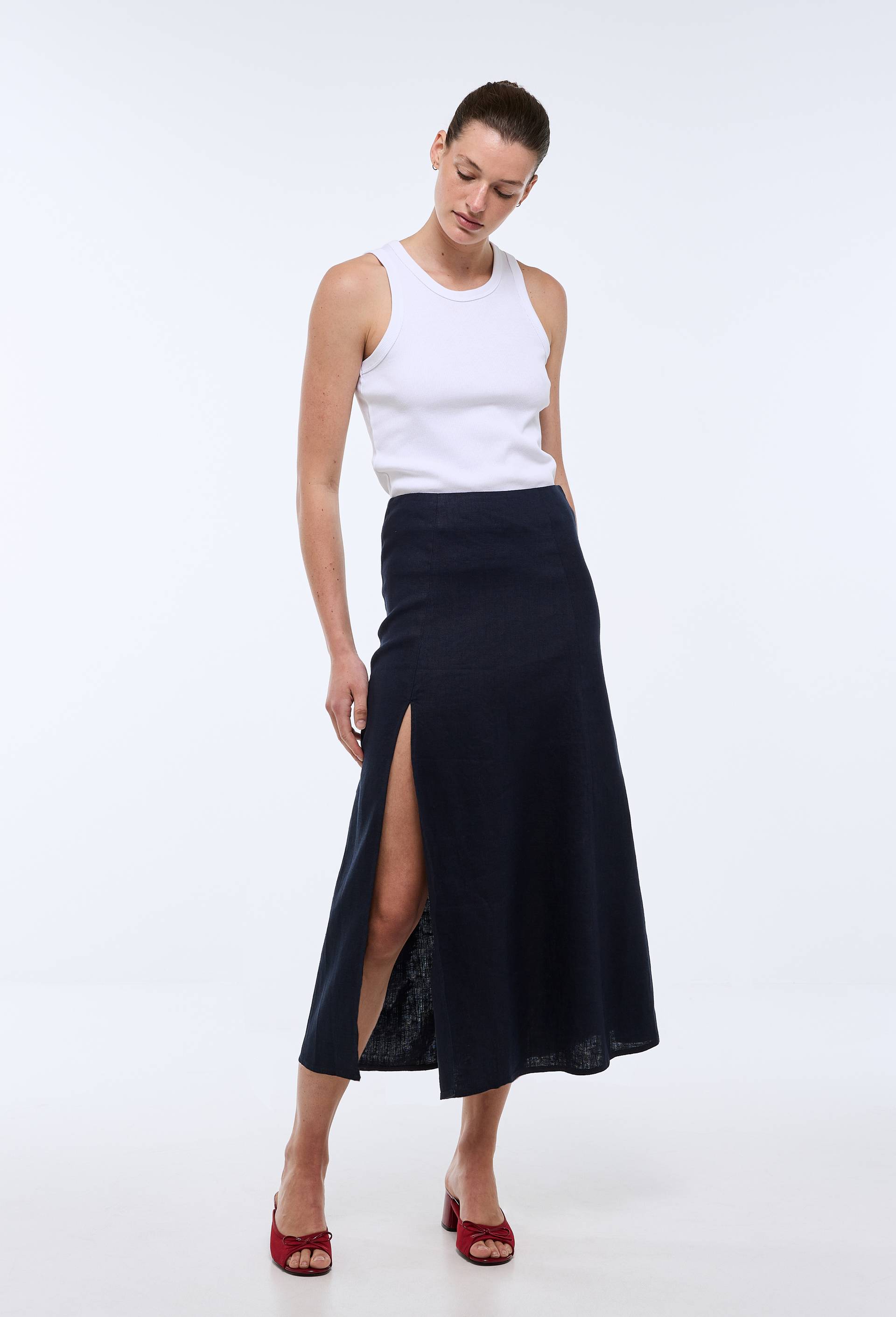 Jupe midi unie avec fente en lin, Bleu fonc&eacute;, swatch image