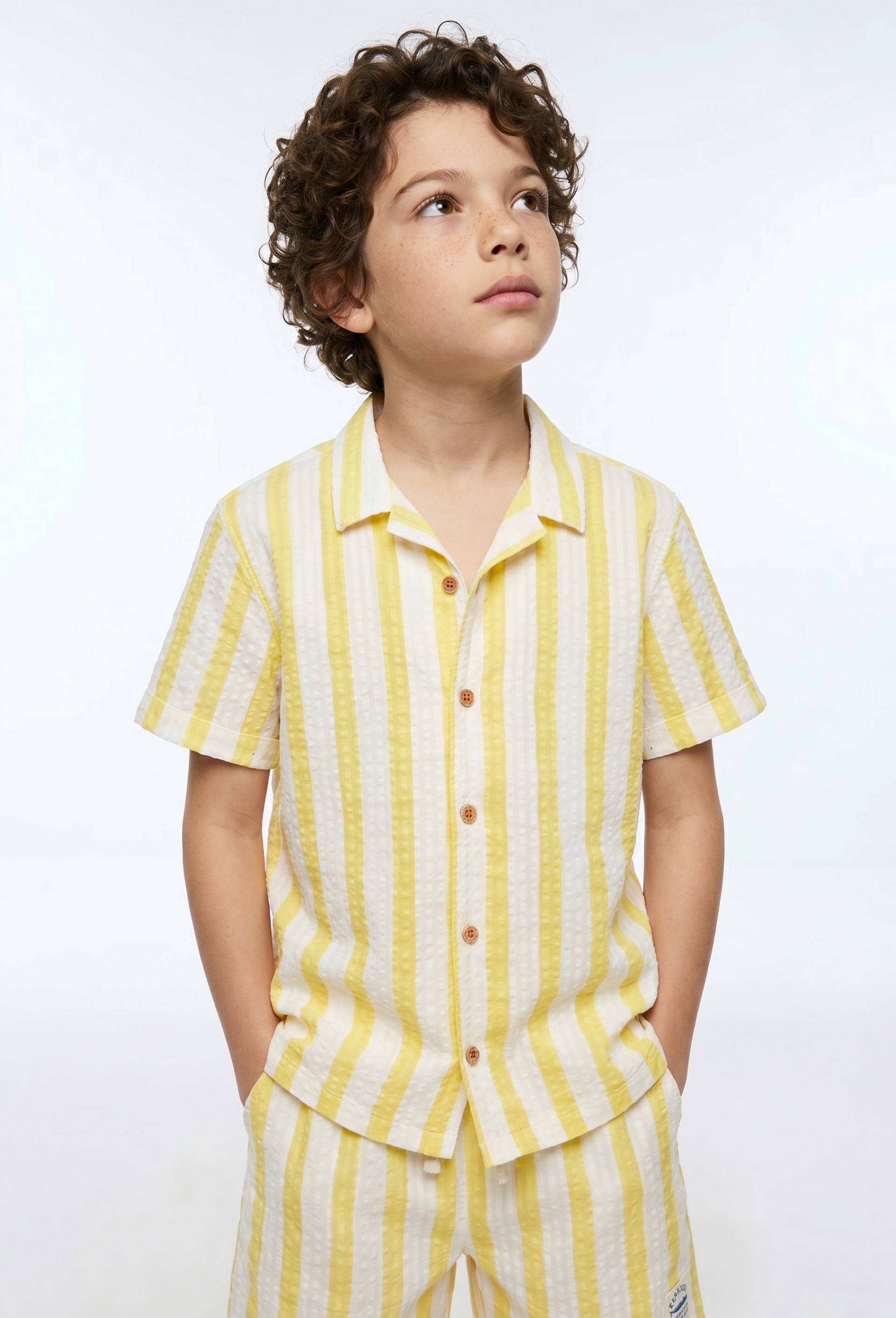 Chemise manches courtes imprim&eacute;e en seersucker en coton, Jaune, large image number 0.0
