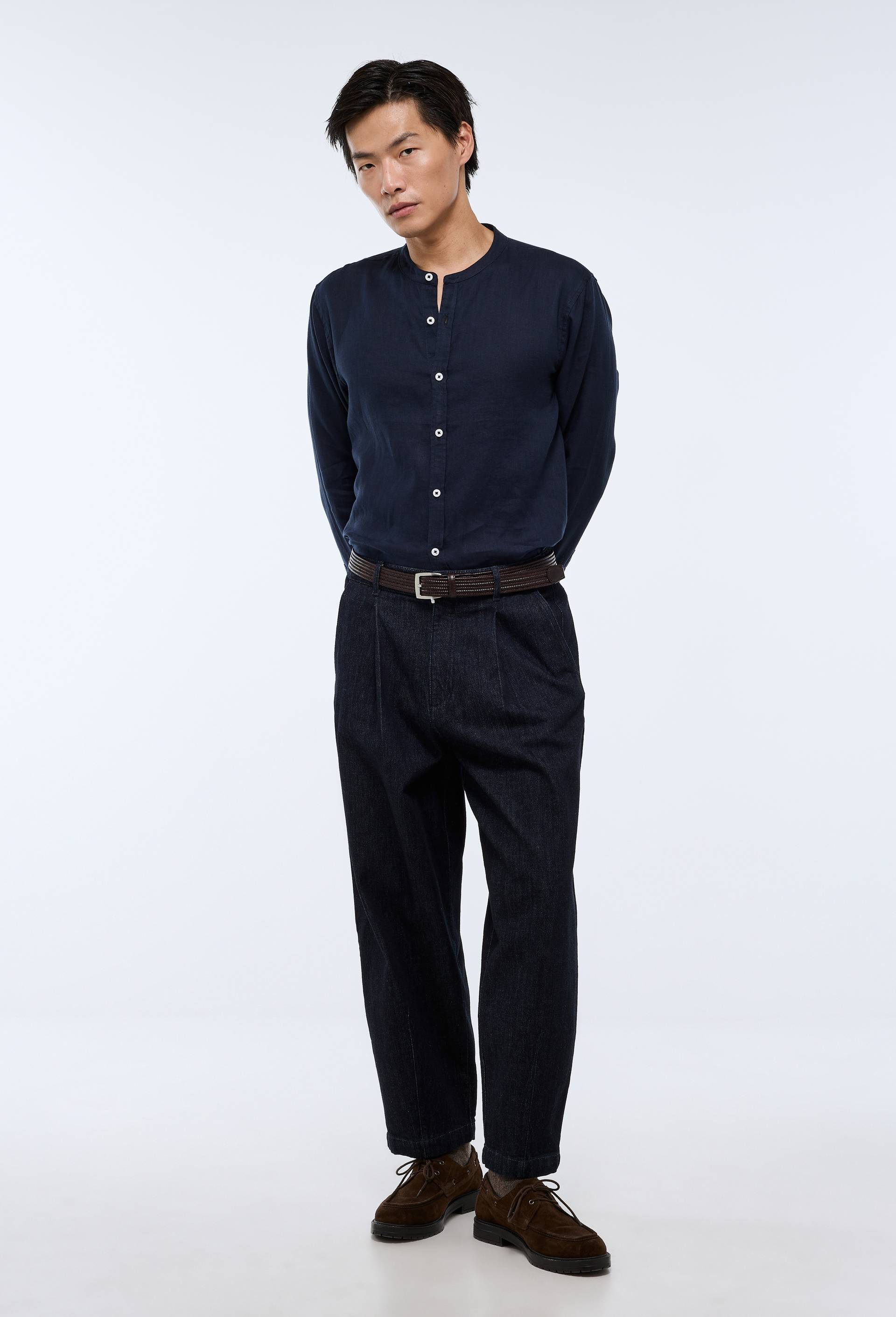 Chemise manches longues col mao en lin, Bleu fonc&eacute;, large image number 0