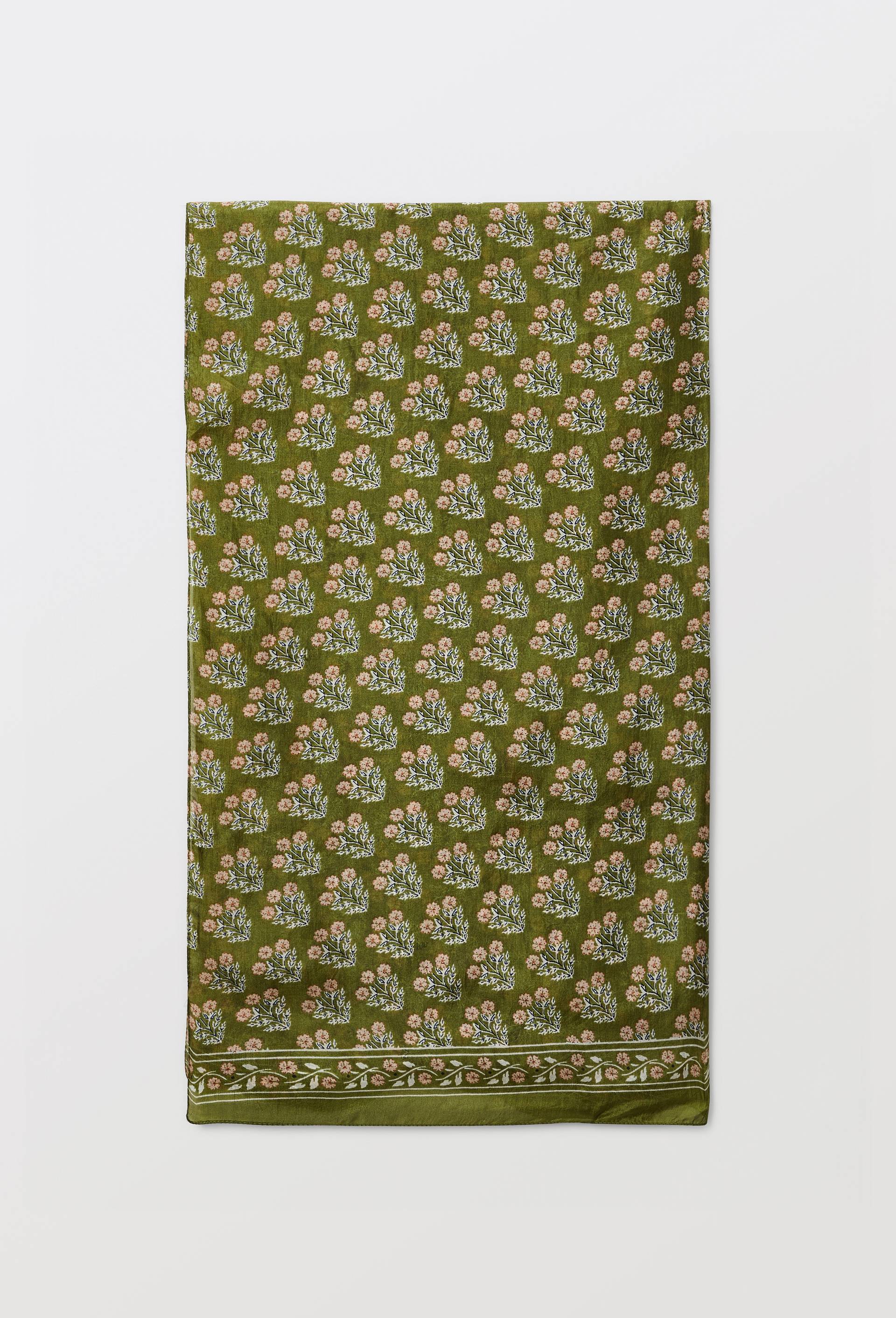 Etole imprim&eacute;e en soie, Vert, swatch image