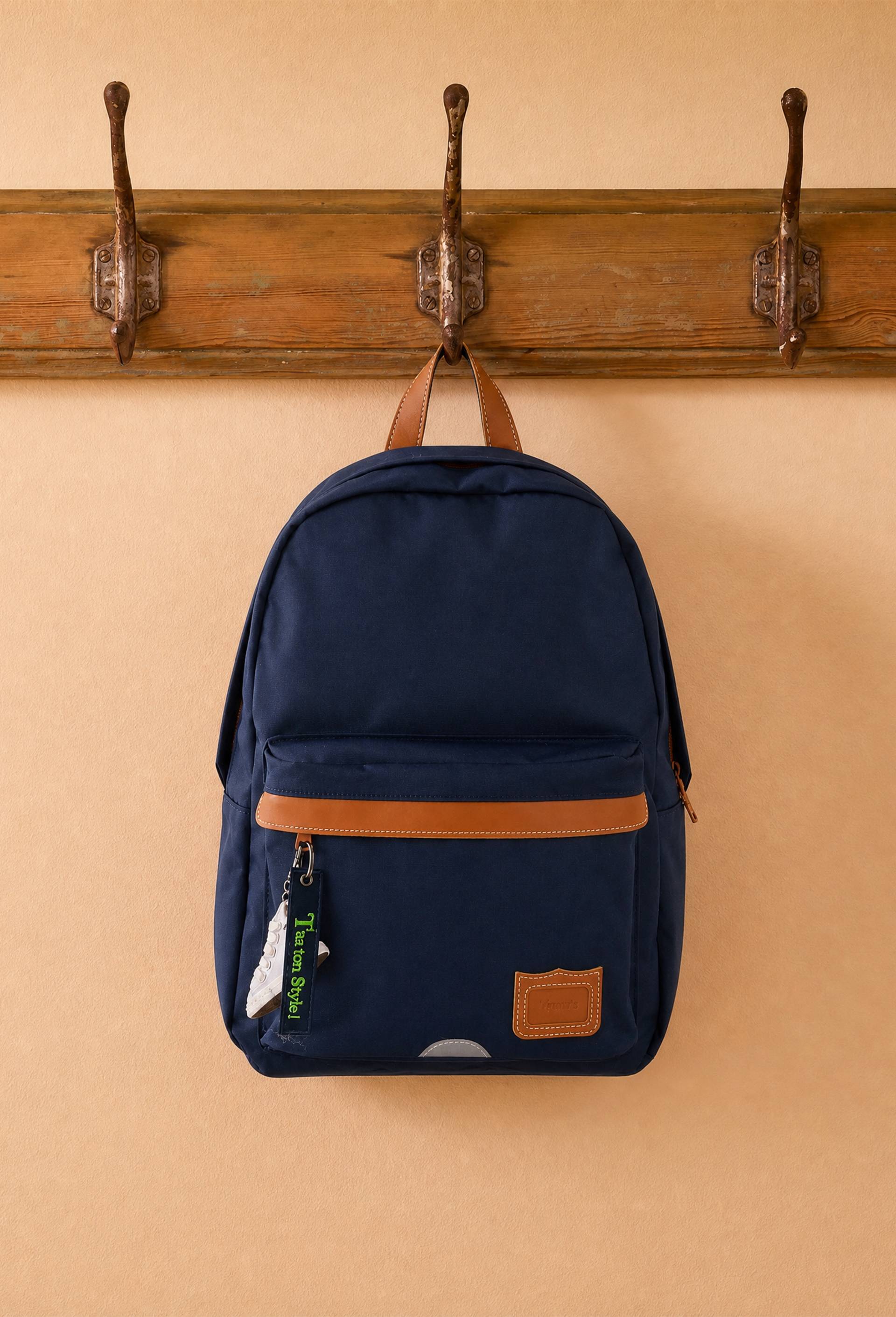 Sac &agrave; dos, 18L, Bleu fonc&eacute;, large image number 0.0
