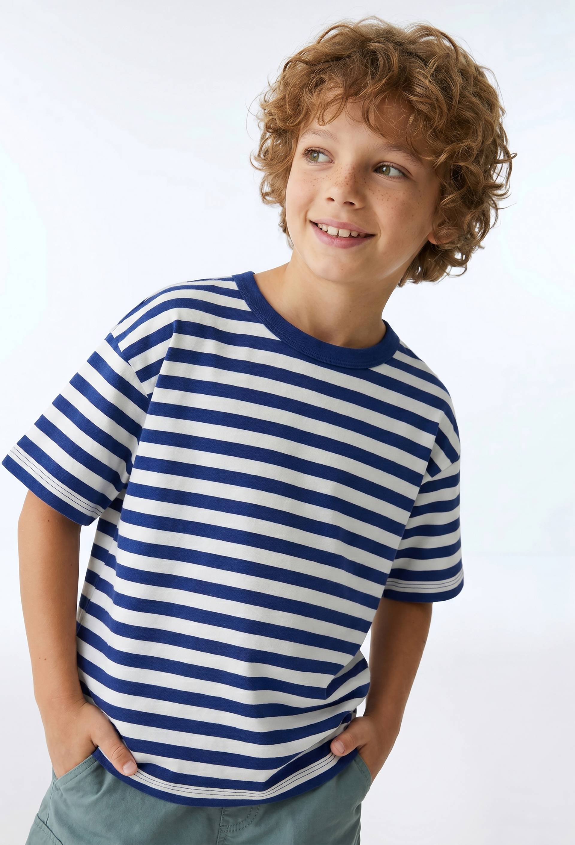 T-shirt manches courtes ray&eacute; en coton BIO GOTS, Bleu fonc&eacute;, large image number 0