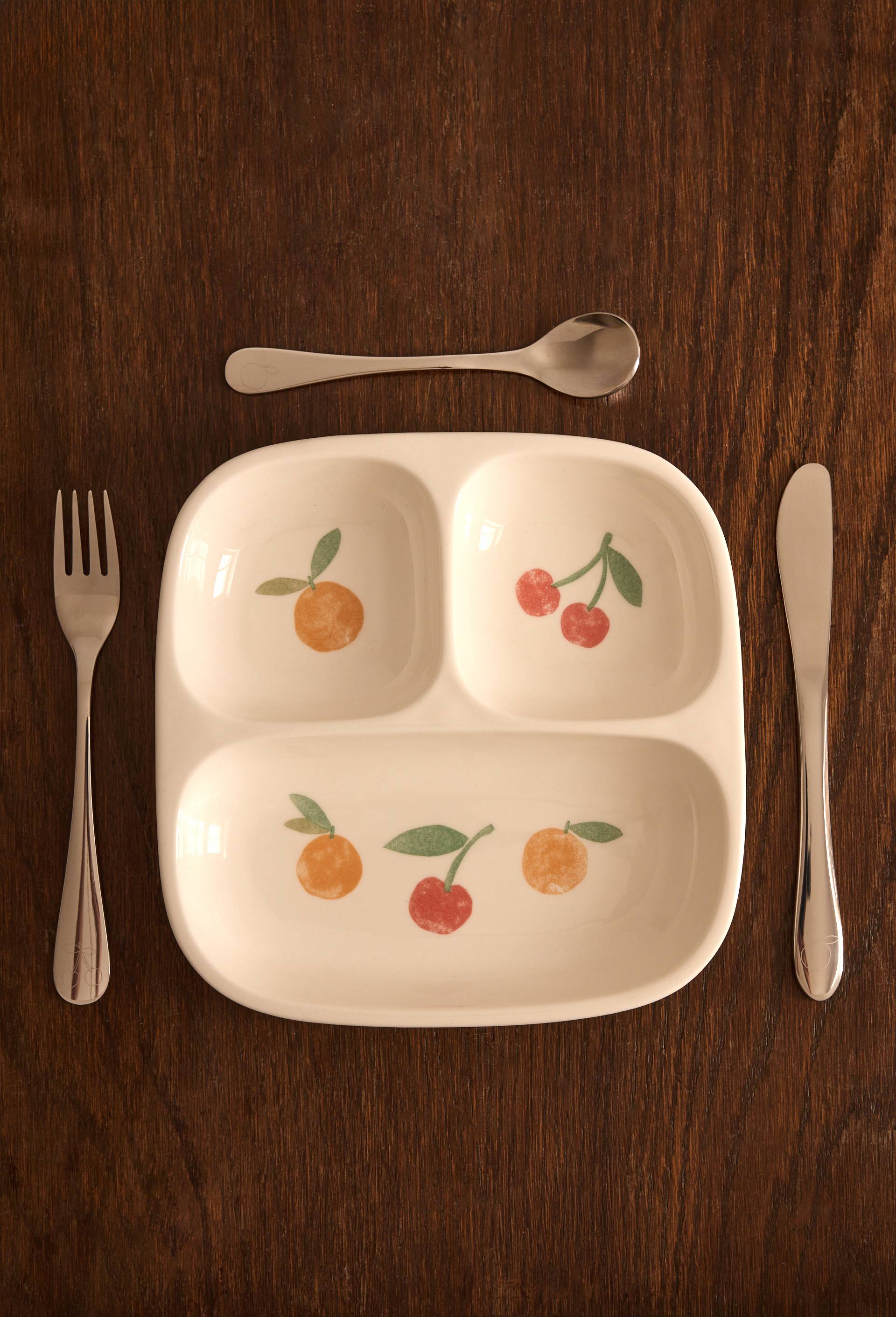 Set de 3 couverts pour enfant grav&eacute; fruits, 11 x 22 x 19,5 cm, en acier inoxydable, Multicolore, large image number 2.0