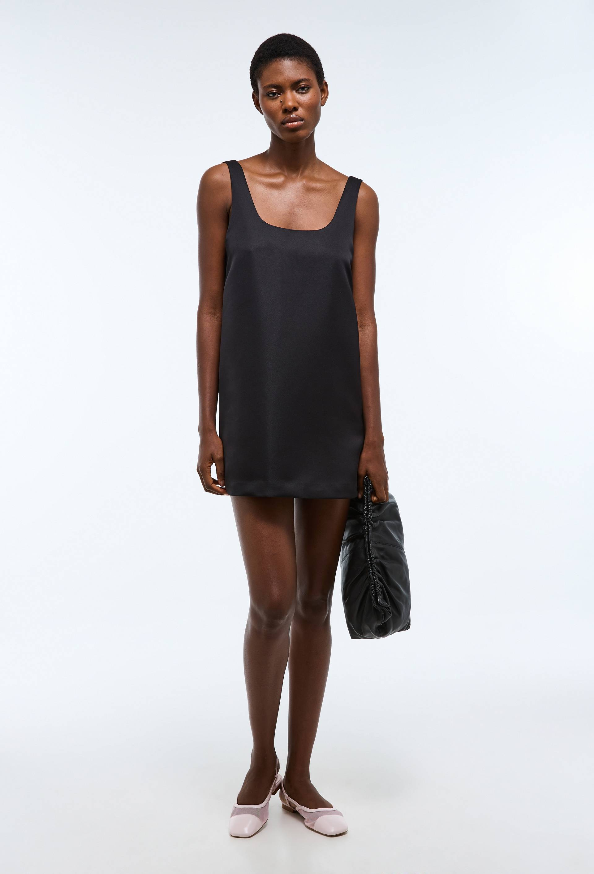 Robe courte unie, Noir, large image number 1.0