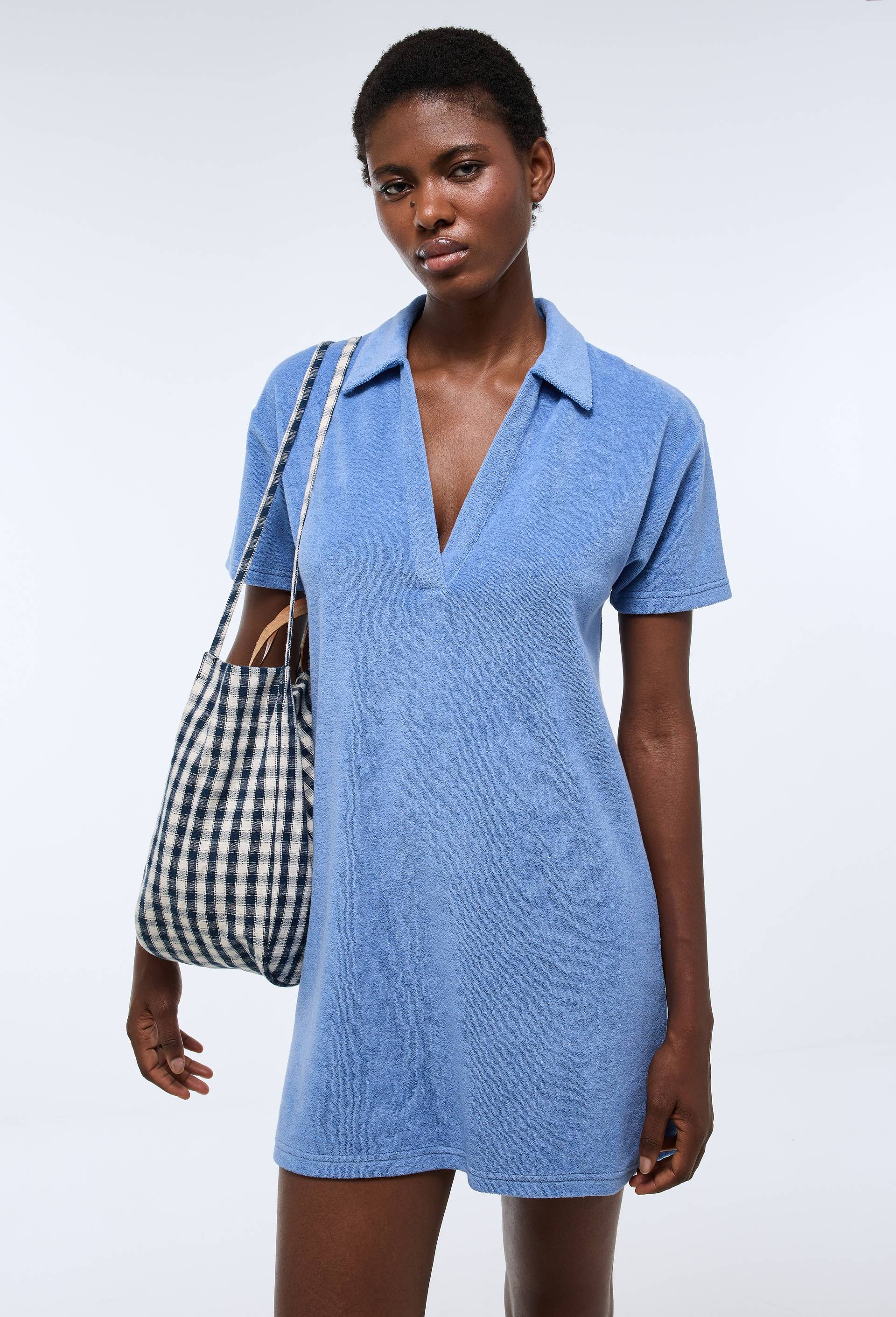 Robe polo en &eacute;ponge uni, Bleu, swatch image