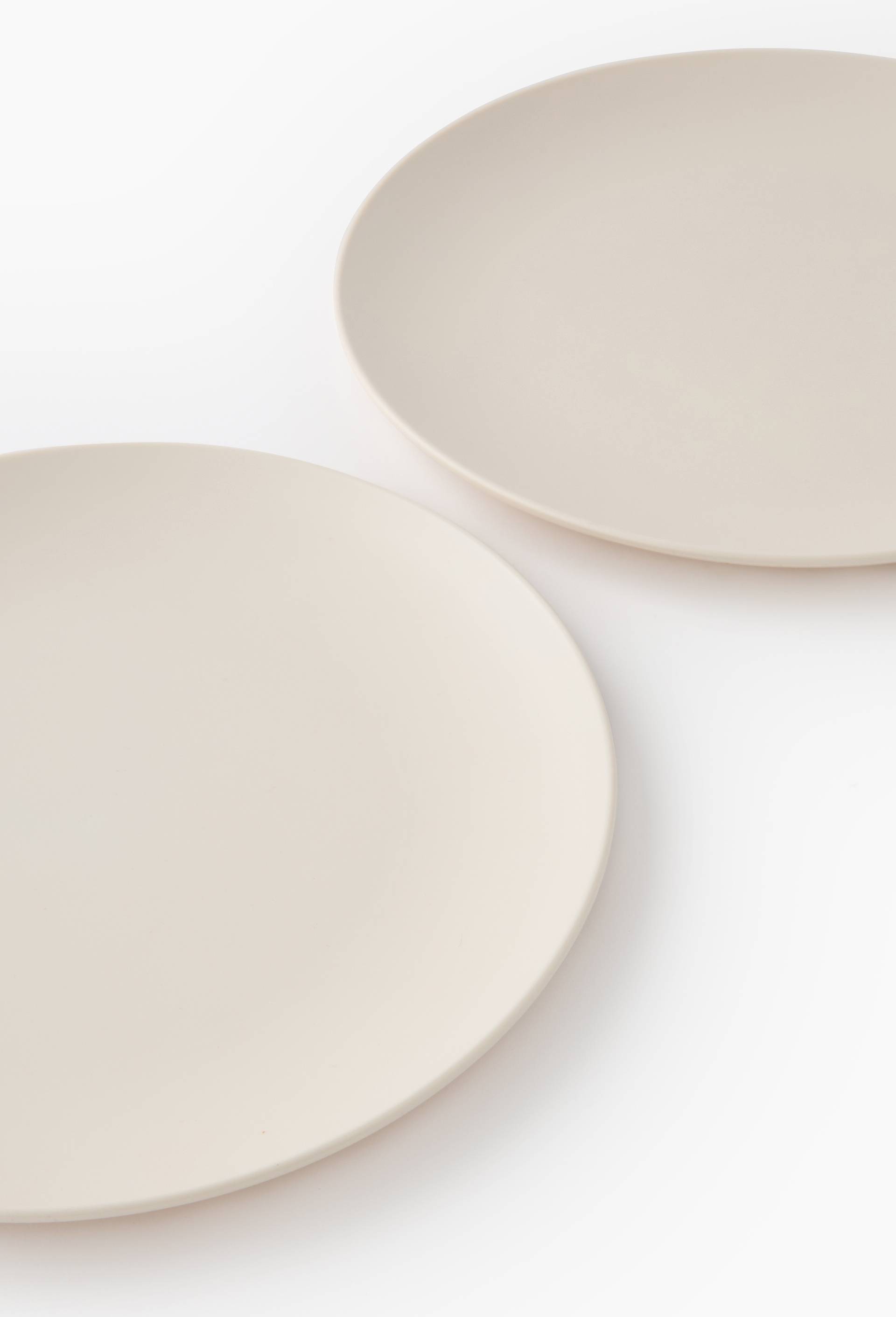 Lot de 2 assiettes, 22 cm, en plastique, Ecru, large image number 1.0