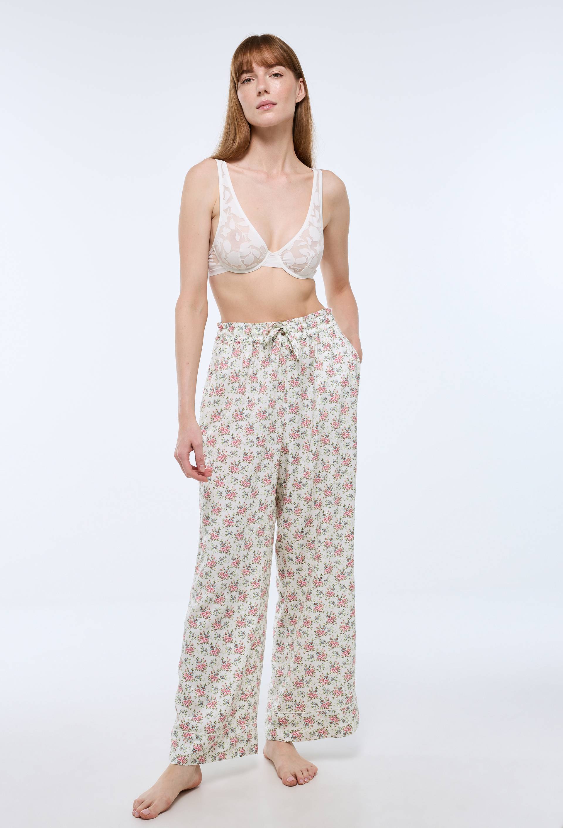 Pantalon fluide imprim&eacute; fleur en viscose, Ecru, large image number 0.0