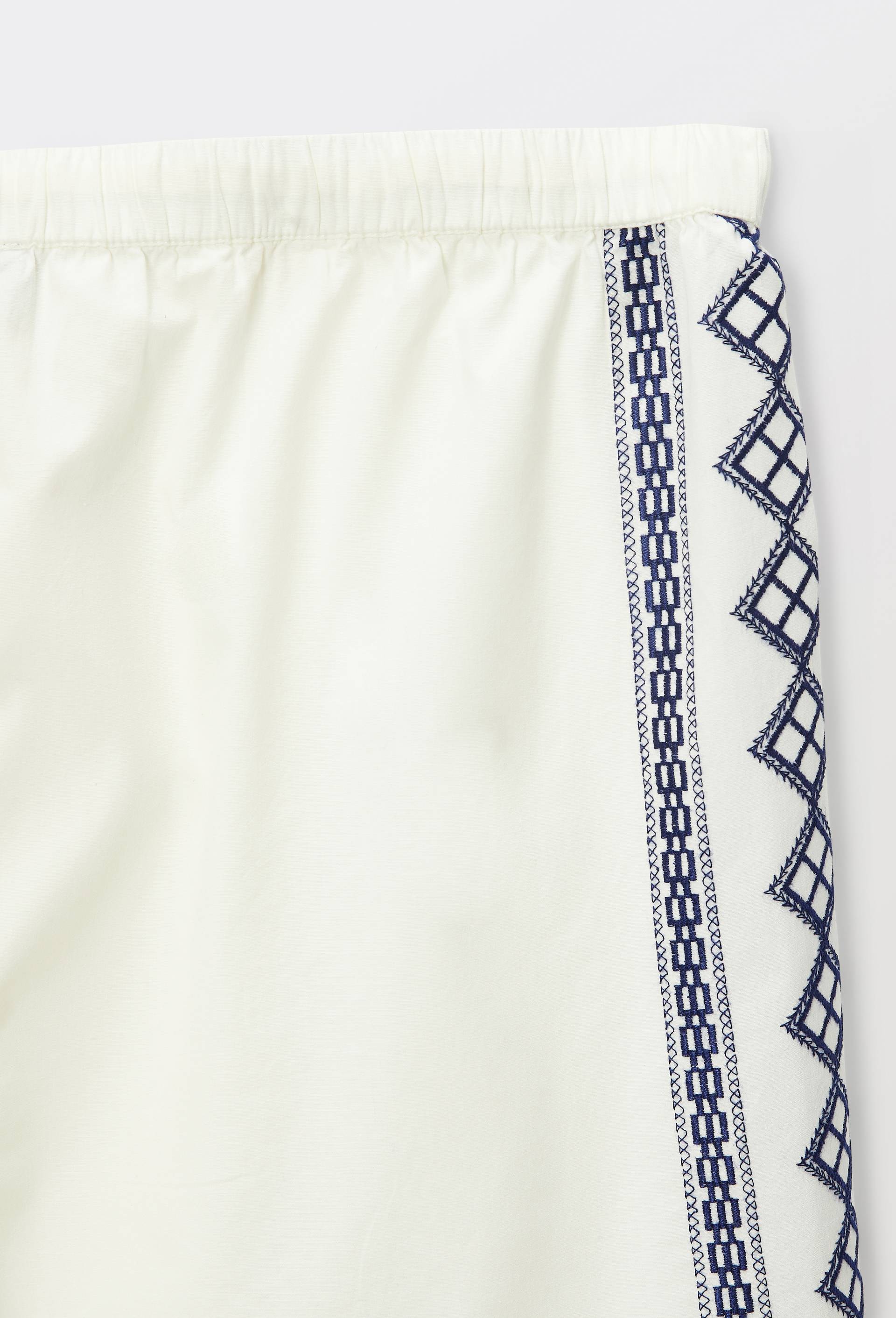 Short en coton avec broderie, Ecru, large image number 6.0