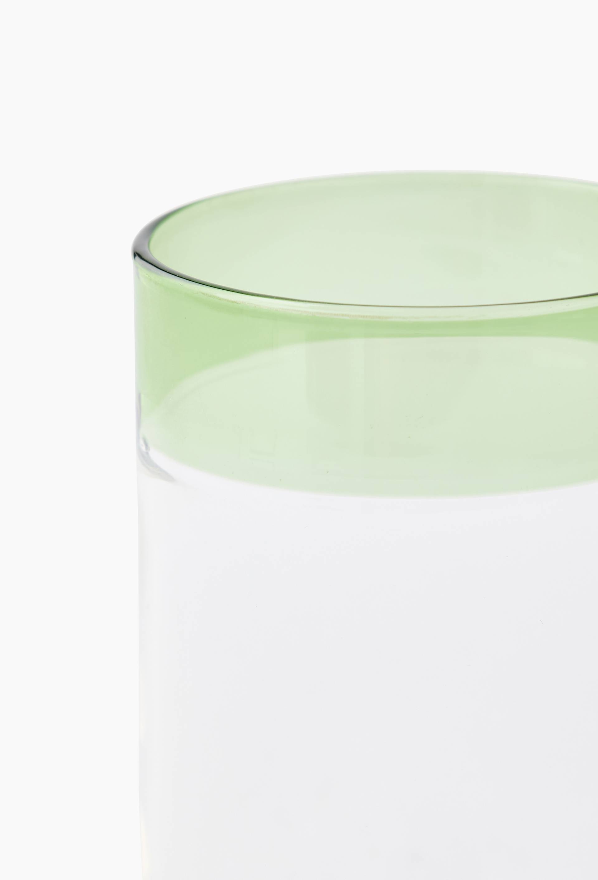 Verre &agrave; eau, finition liser&eacute; contrast&eacute;, 32cl, Vert fonc&eacute;, large image number 1