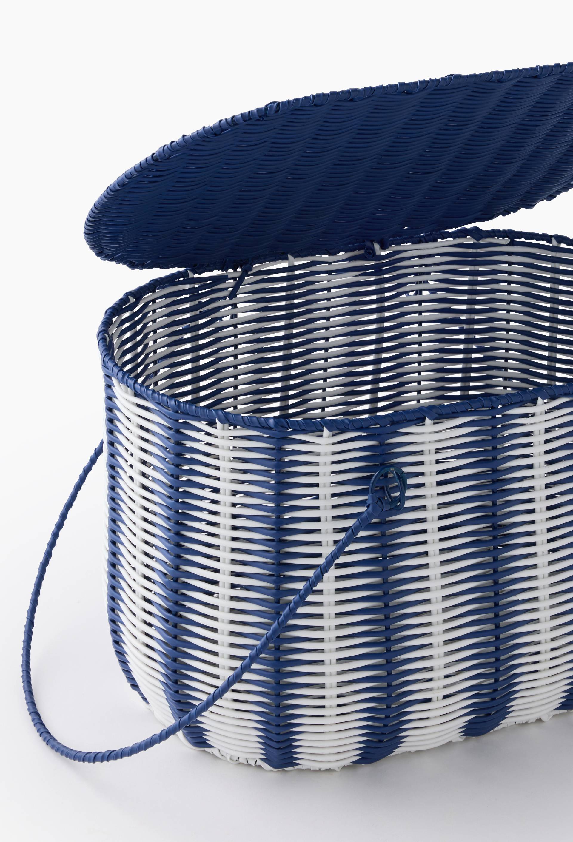 Panier picnic, 42x27x22cm, en plastique et m&eacute;tal, Rouge, large image number 1