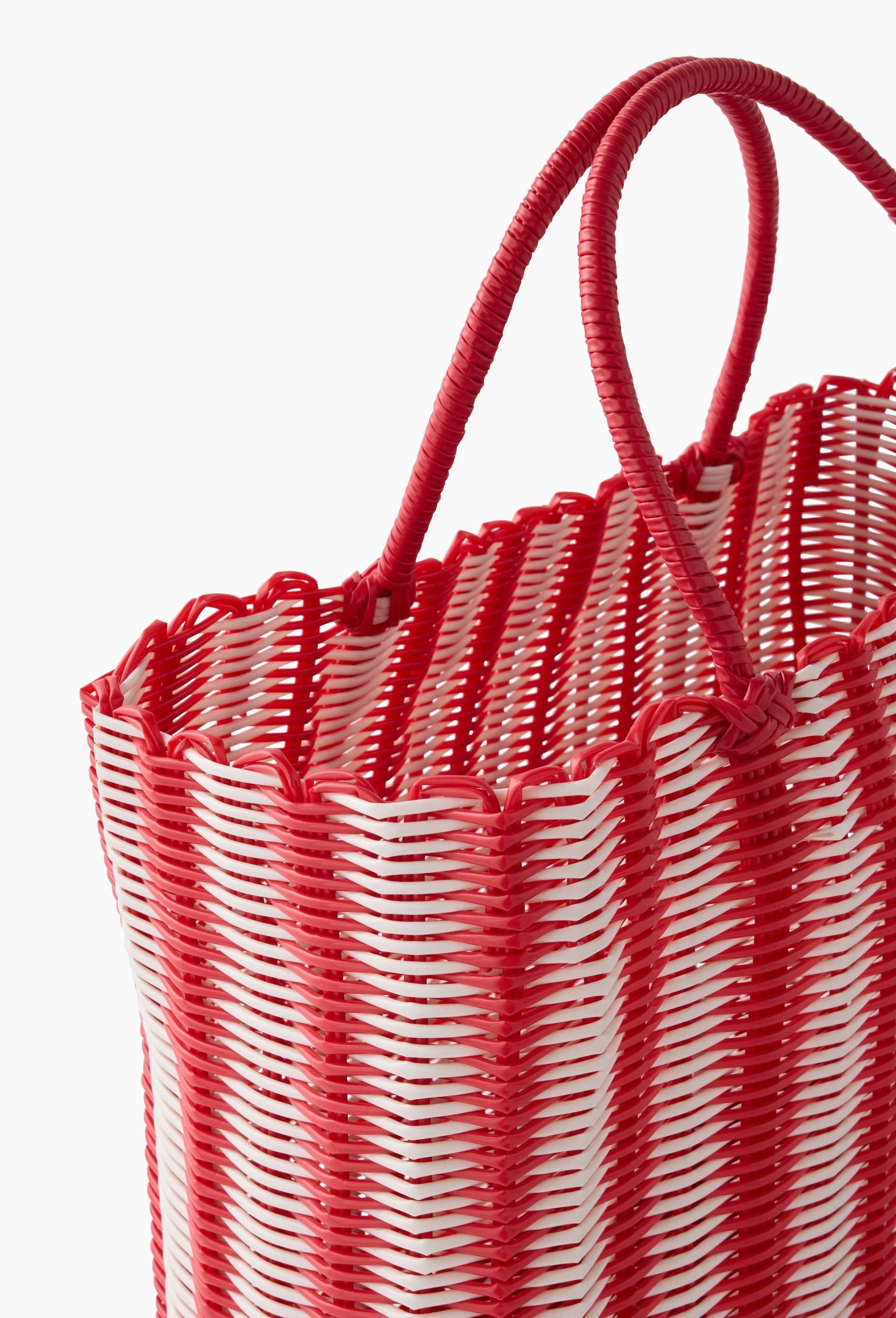 Panier scoubidou rectangulaire ray&eacute;, 31x40x20cm, en plastique, Rouge, large image number 2