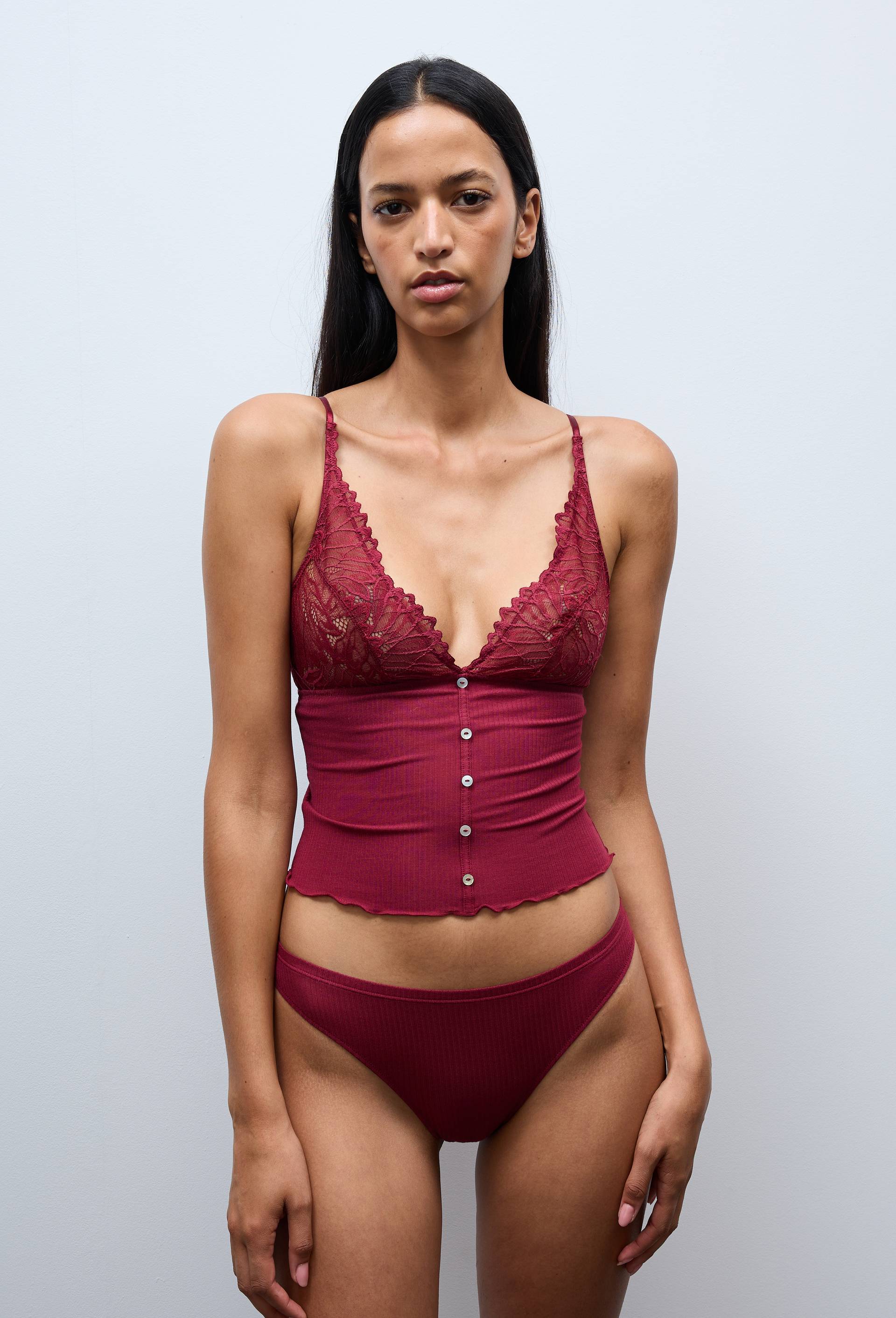 Culotte SYLVANA en modal et dentelle, Rouge fonc&eacute;, large image number 0