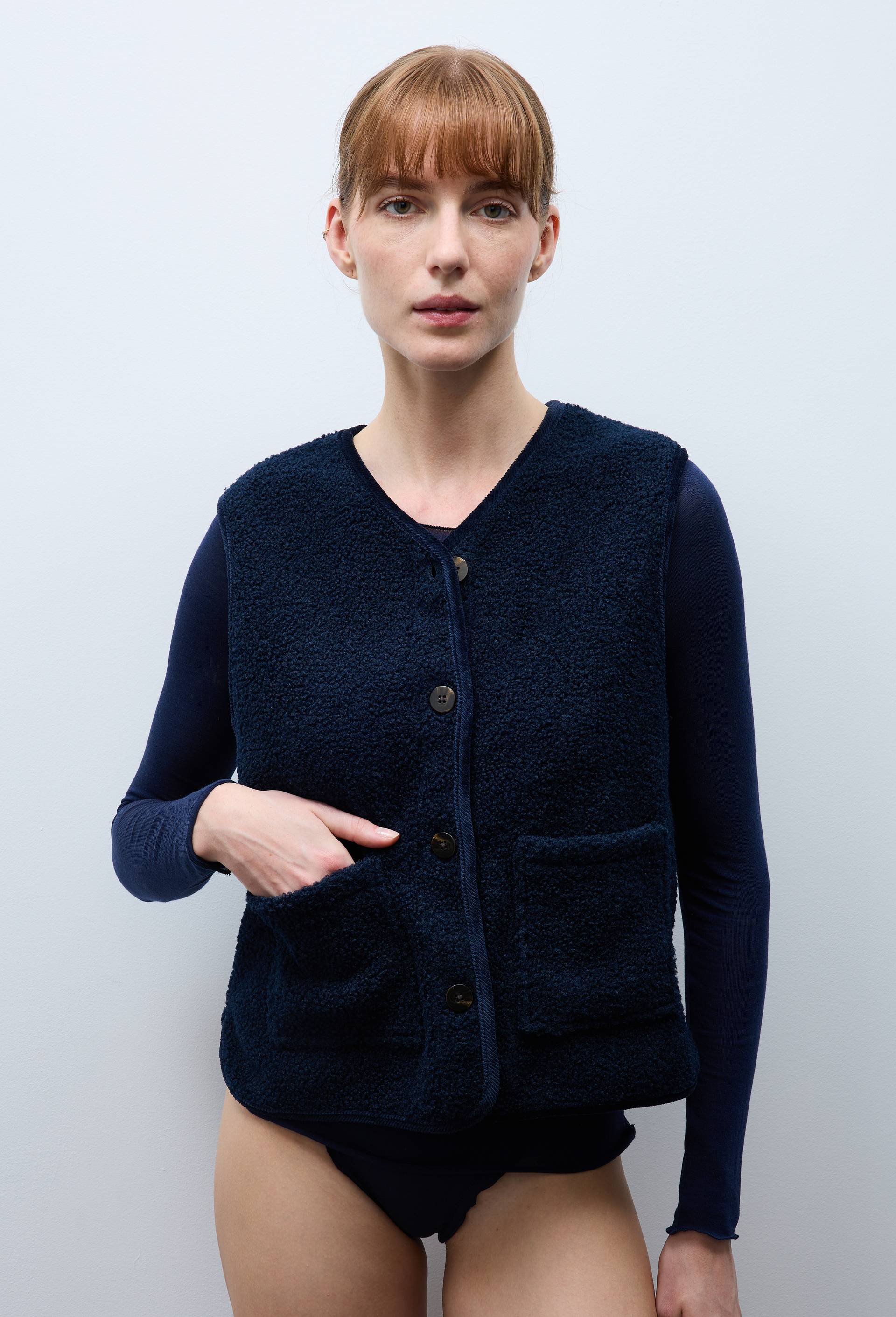 Veste sans manche en sherpa, Bleu fonc&eacute;, large image number 0.0