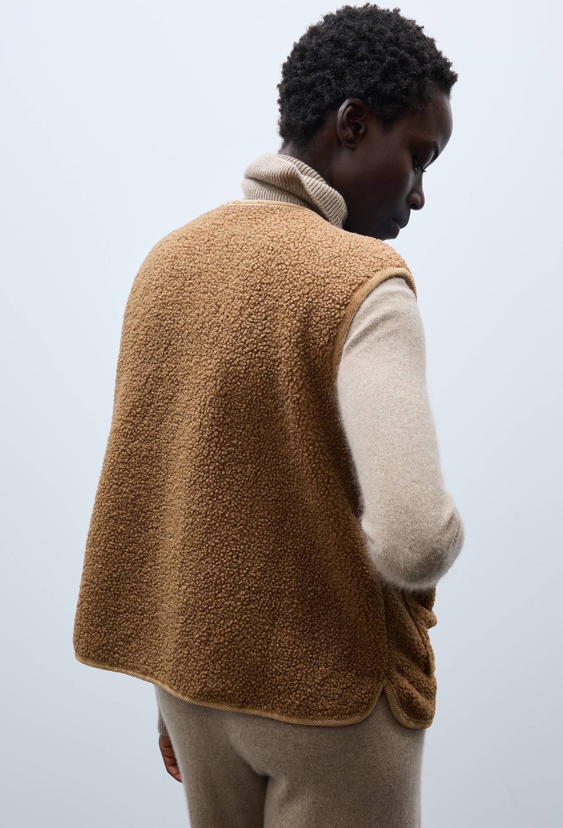 Veste sans manche en sherpa, Beige, large image number 2