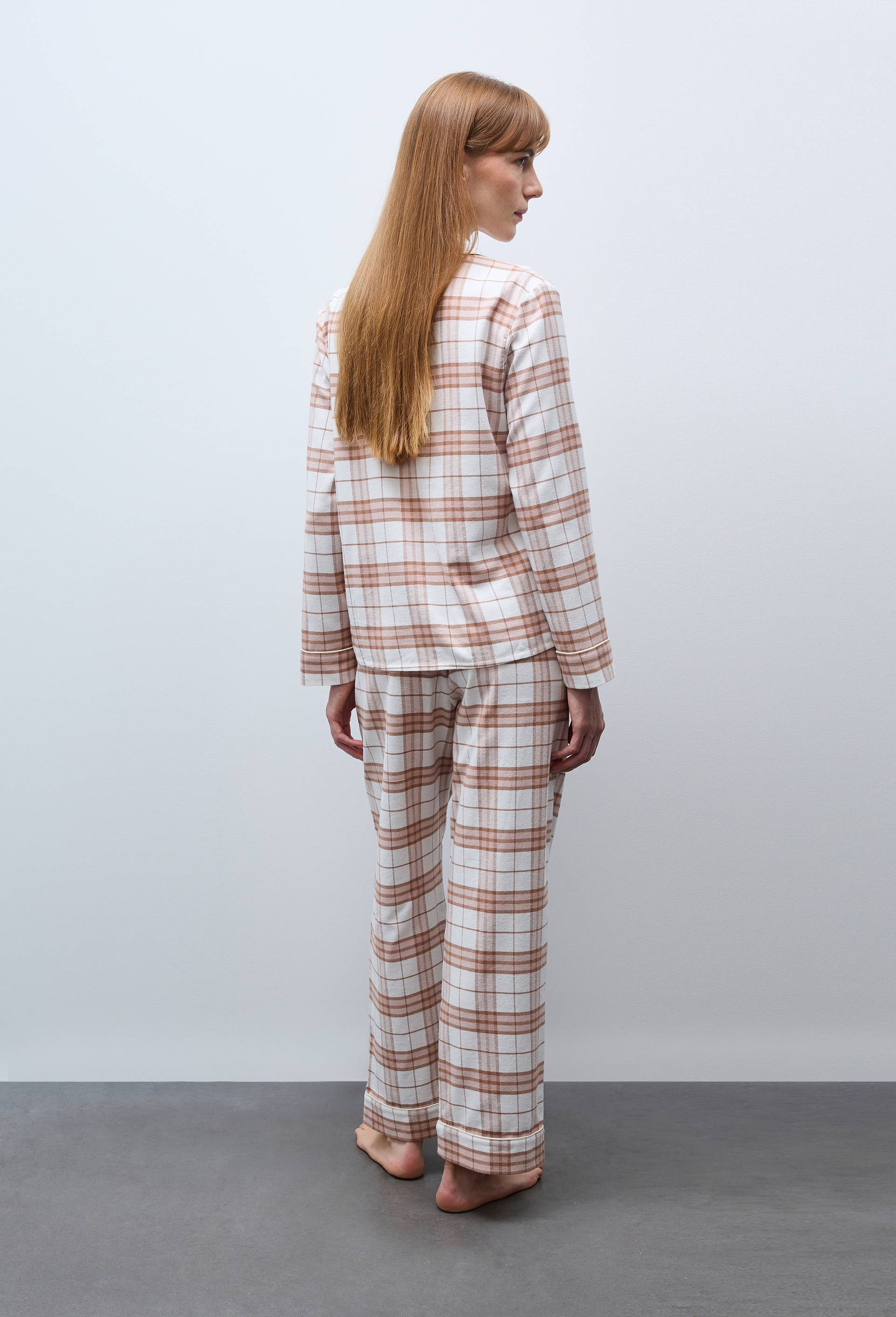 Pyjama long &agrave; carreaux en flanelle de coton BIO, Ecru, large image number 1