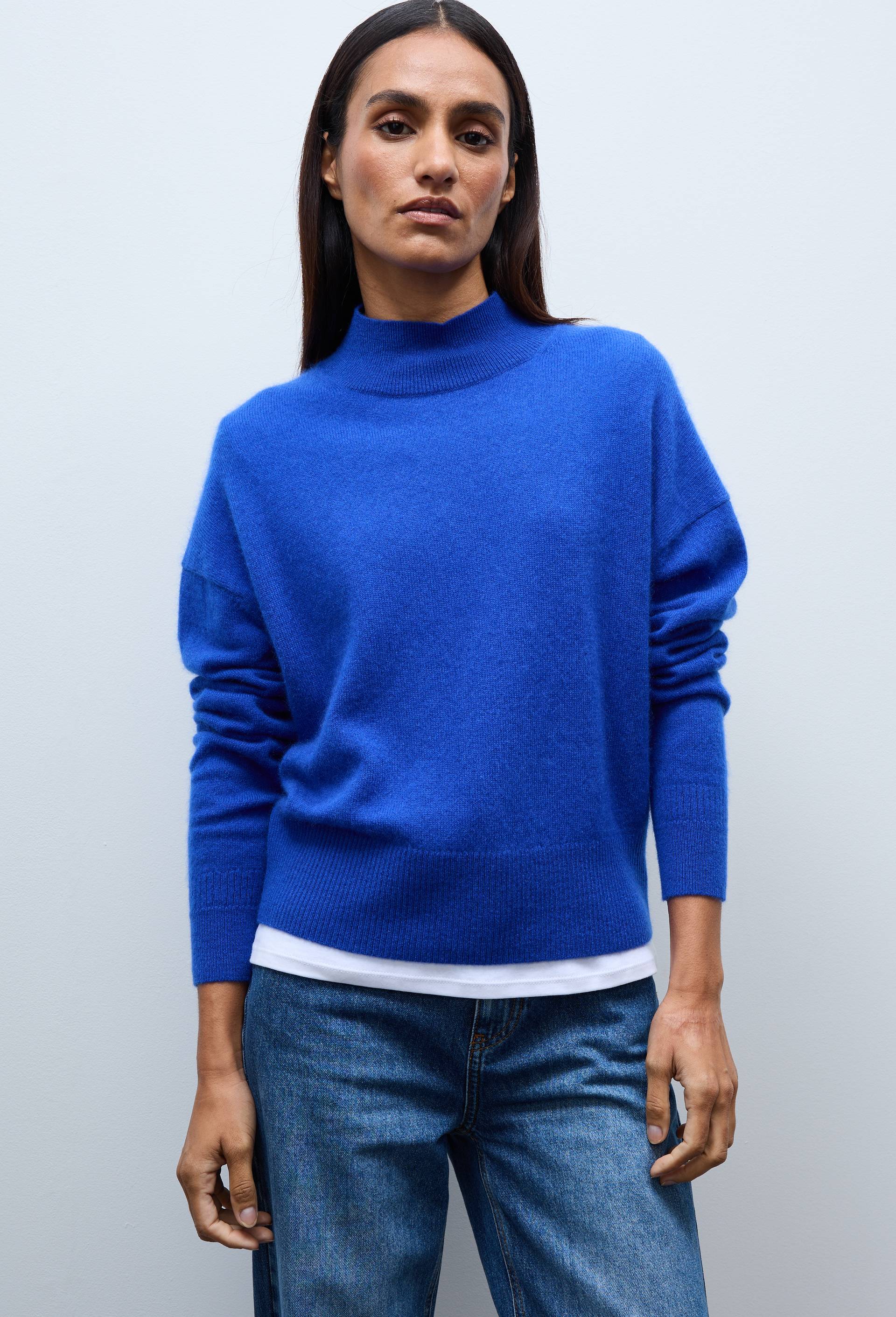 Pull uni court col montant en 100% cachemire, Bleu, large image number 0.0