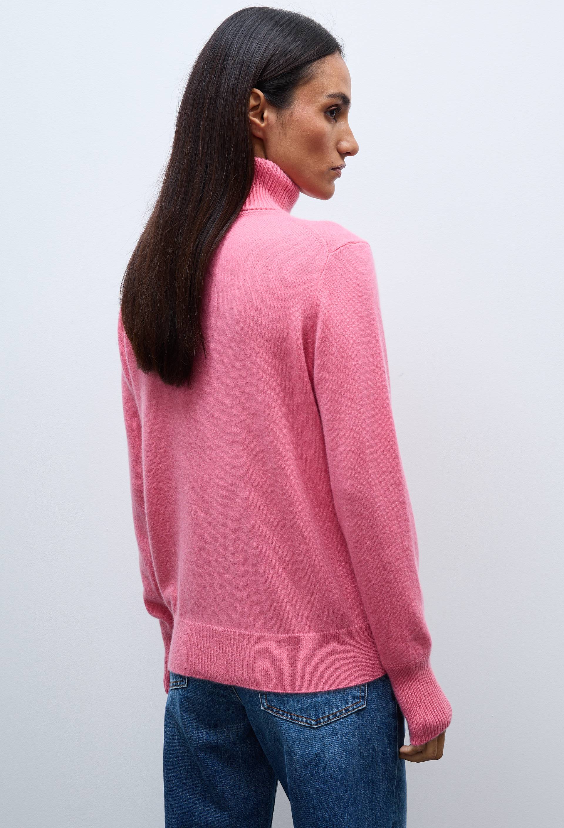 Pull uni col roul&eacute; en 100% cachemire, Rose, large image number 1.0