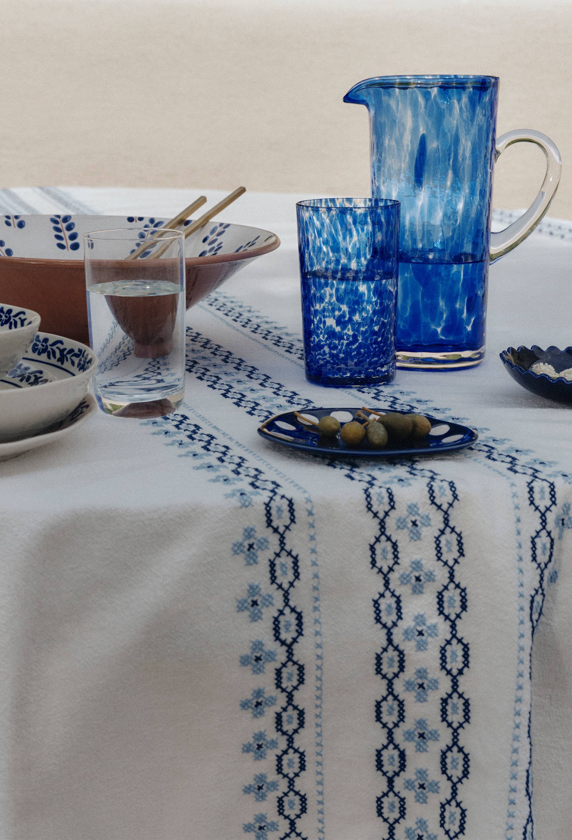 Nappe avec broderie, 170x250cm, 100% coton, Ecru, large image number 0