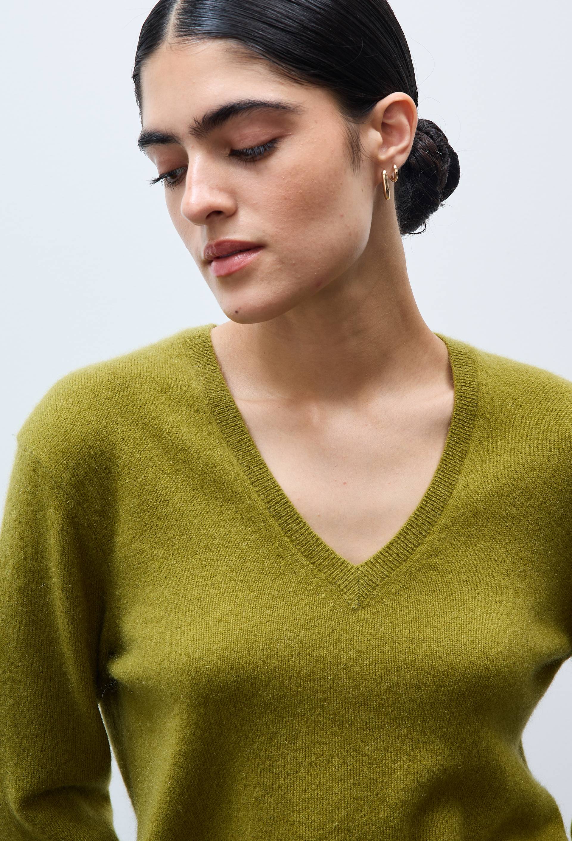 Pull uni col V en 100% cachemire, Vert, large image number 1.0