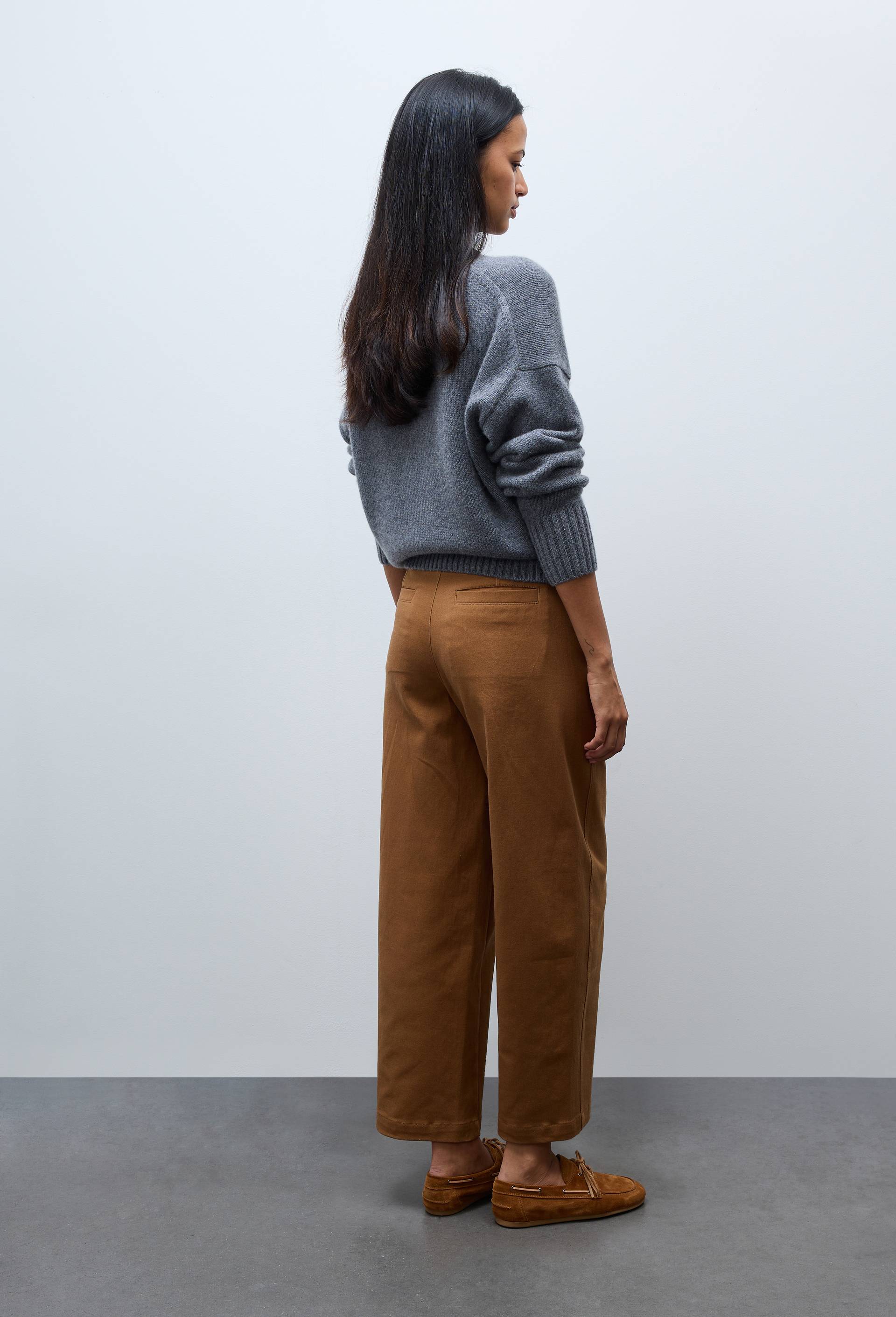 Pantalon barrel avec poches c&ocirc;t&eacute;s en coton BIO GOTS, Beige, large image number 1.0