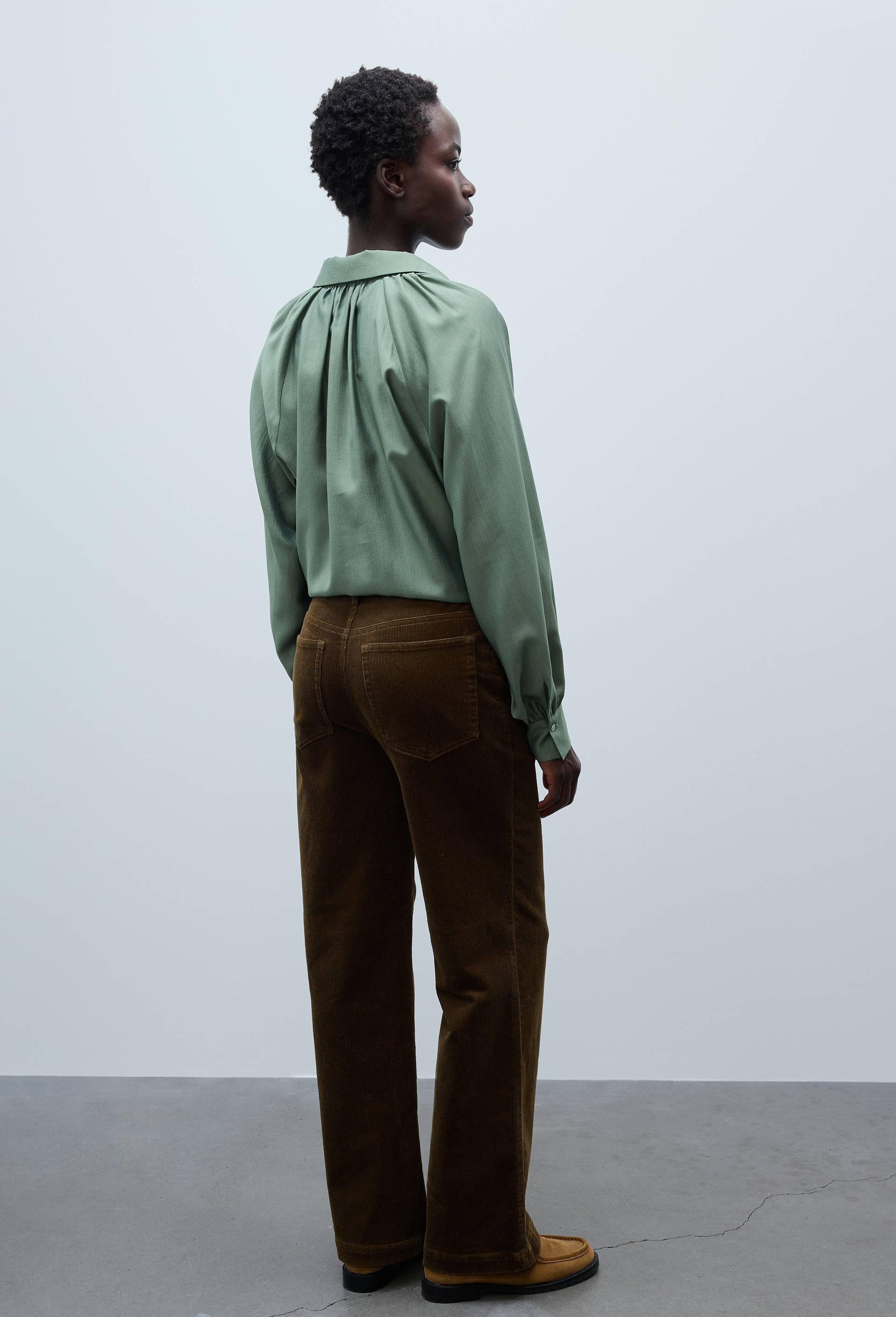 Pantalon large en velours en coton BIO GOTS, Vert fonc&eacute;, large image number 1