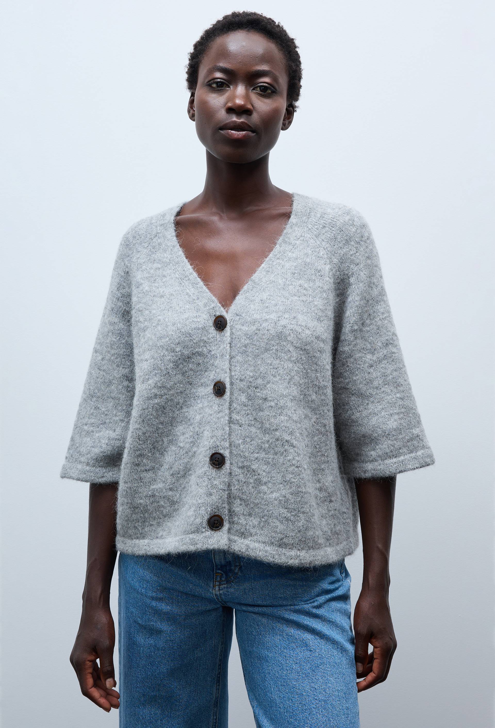 Cardigan manches coudes boutonn&eacute; contenant de l'alpaga, Gris, large image number 0.0