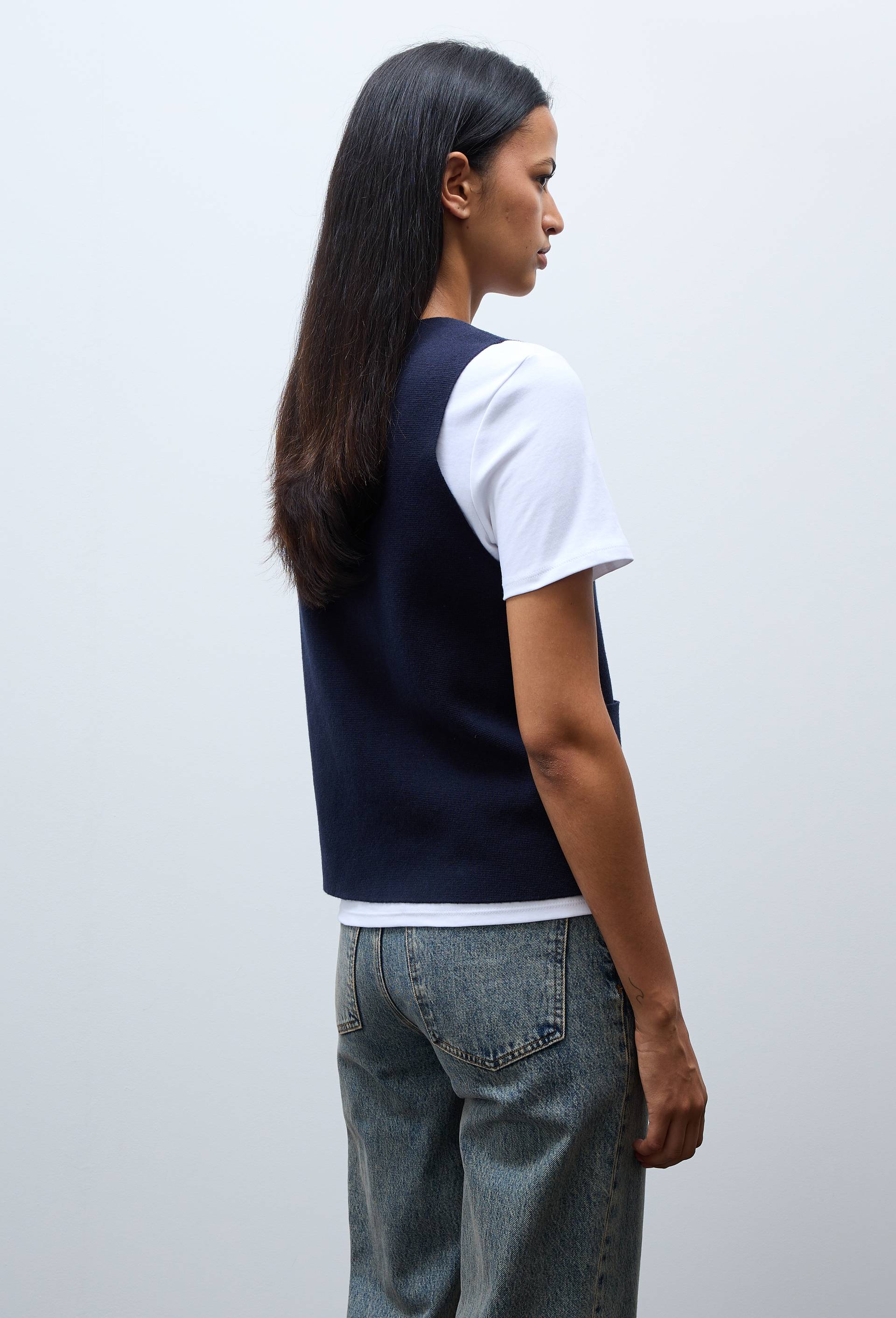 Gilet sans manche contenant de la laine, Bleu fonc&eacute;, large image number 1