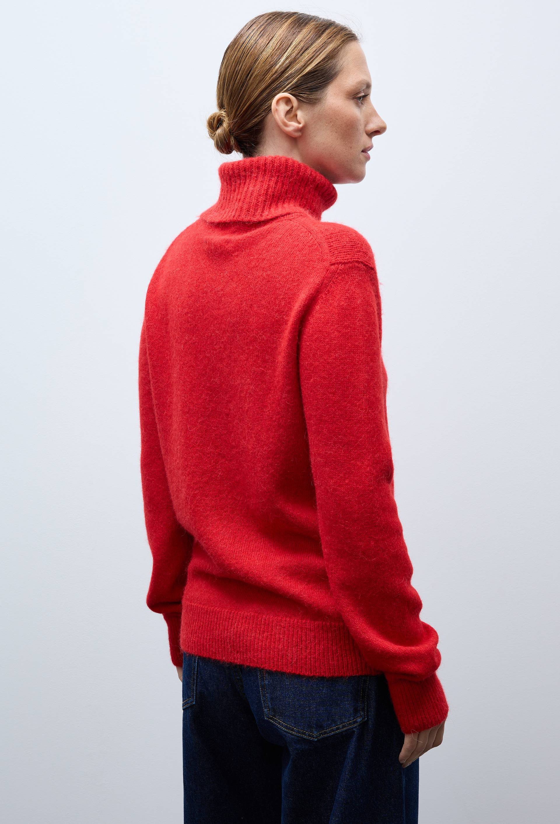 Pull col roul&eacute; uni contenant de l'alpaga, Rouge, large image number 1.0