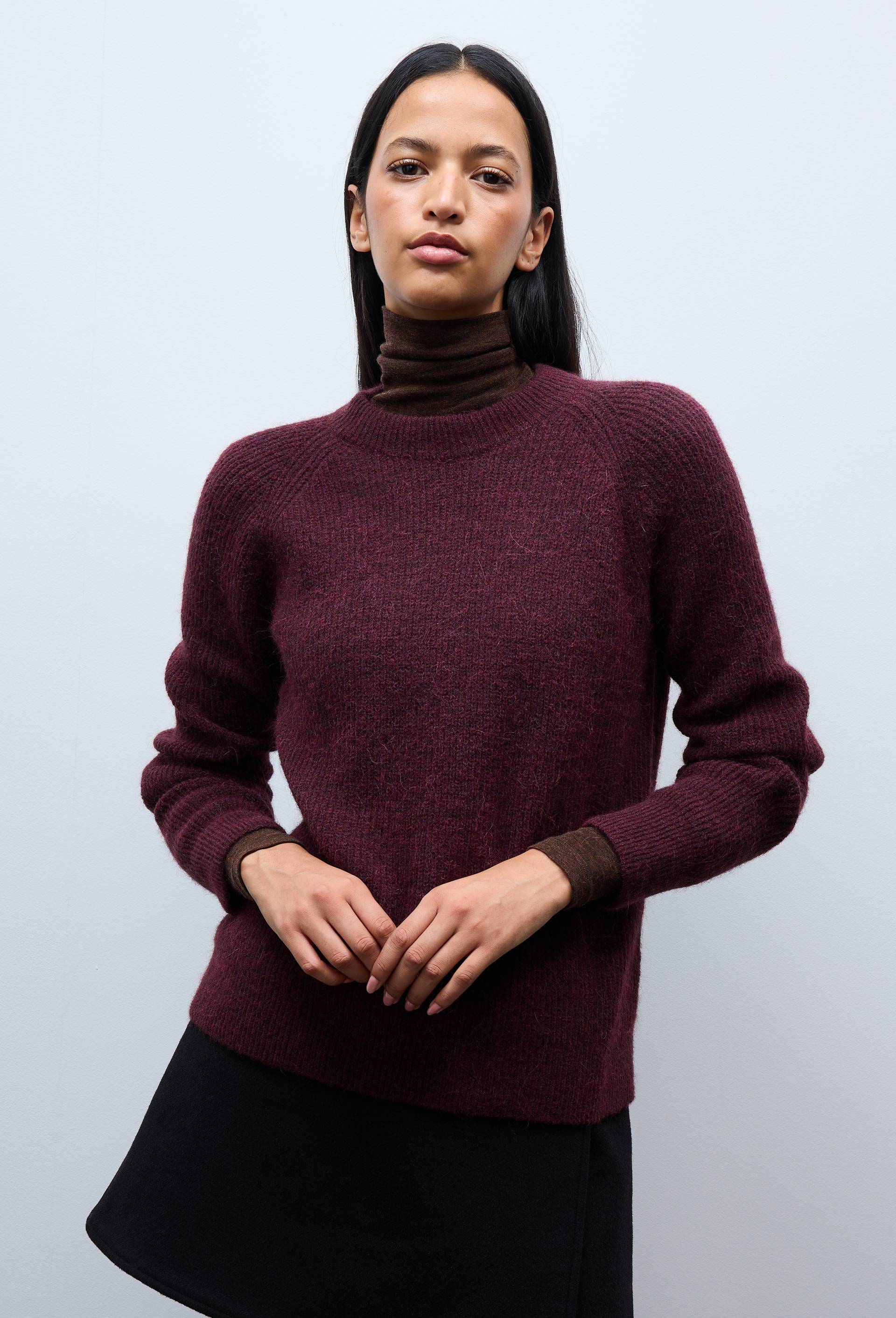 Pull en c&ocirc;te perl&eacute;e contenant de l'alpaga, Rouge fonc&eacute;, swatch image