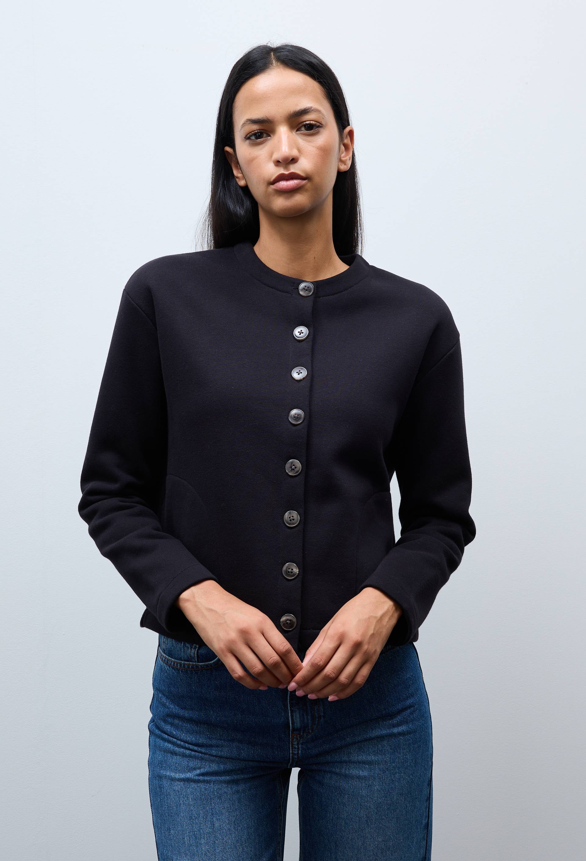 Cardigan boutonn&eacute; contenant du coton BIO, Noir, large image number 0
