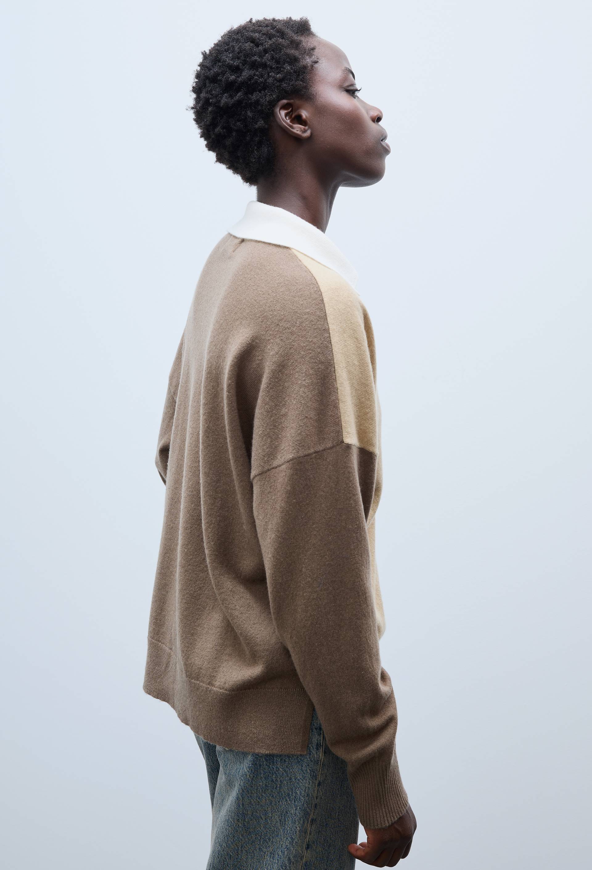 Pull col polo contrast&eacute; contenant de la laine et du cachemire, Beige, large image number 2.0