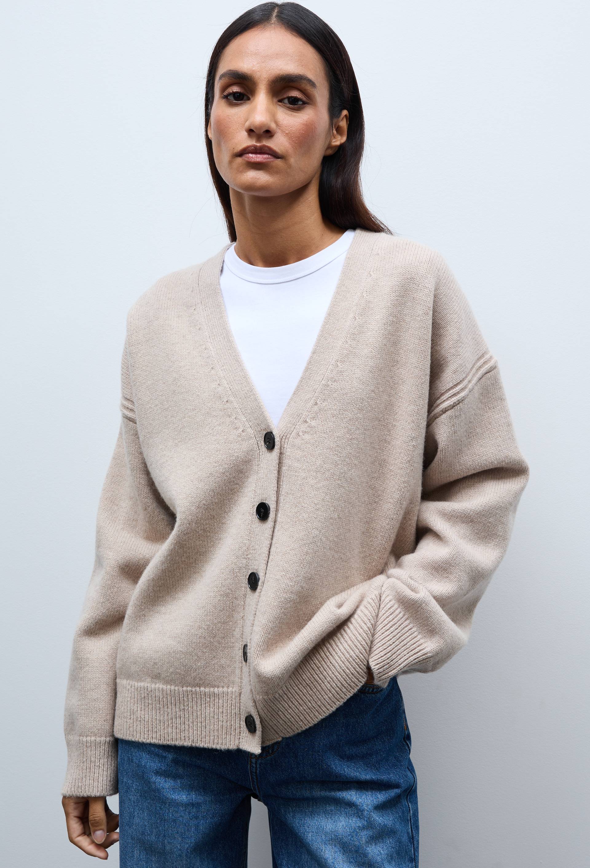 Cardigan boutonn&eacute; manches longues en laine, Beige clair, large image number 1