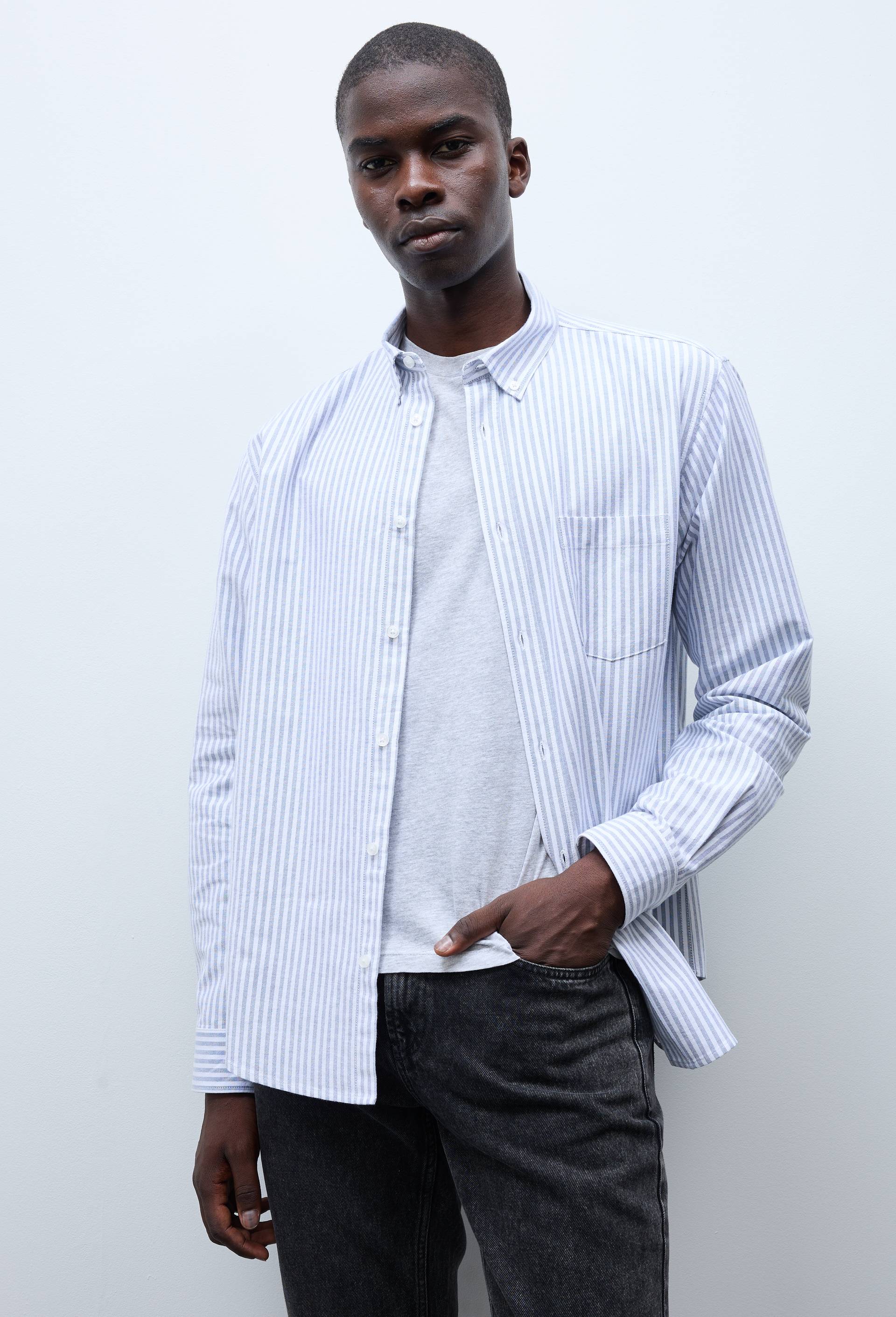 Chemise oxford ray&eacute;e en coton BIO GOTS, Bleu fonc&eacute;, large image number 0.0