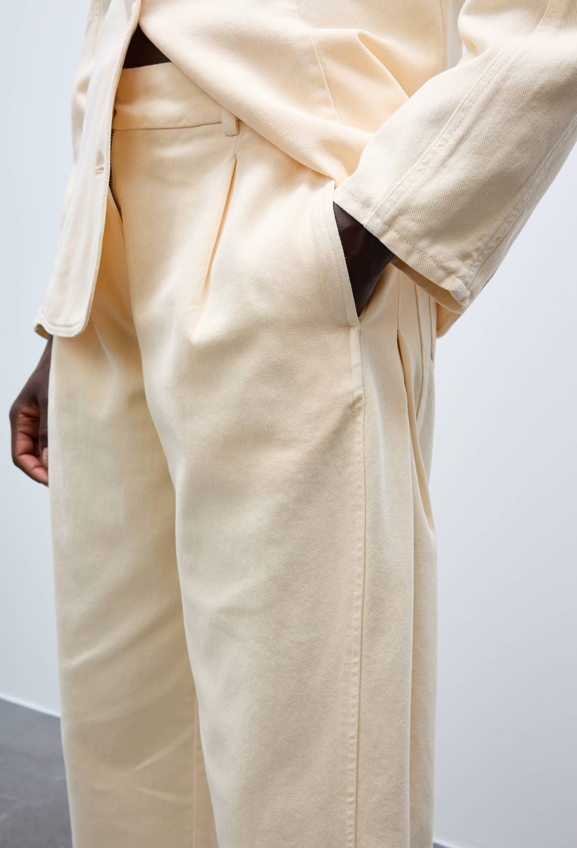 Pantalon barrel en coton, poches c&ocirc;t&eacute;s, Beige clair, large image number 1.0