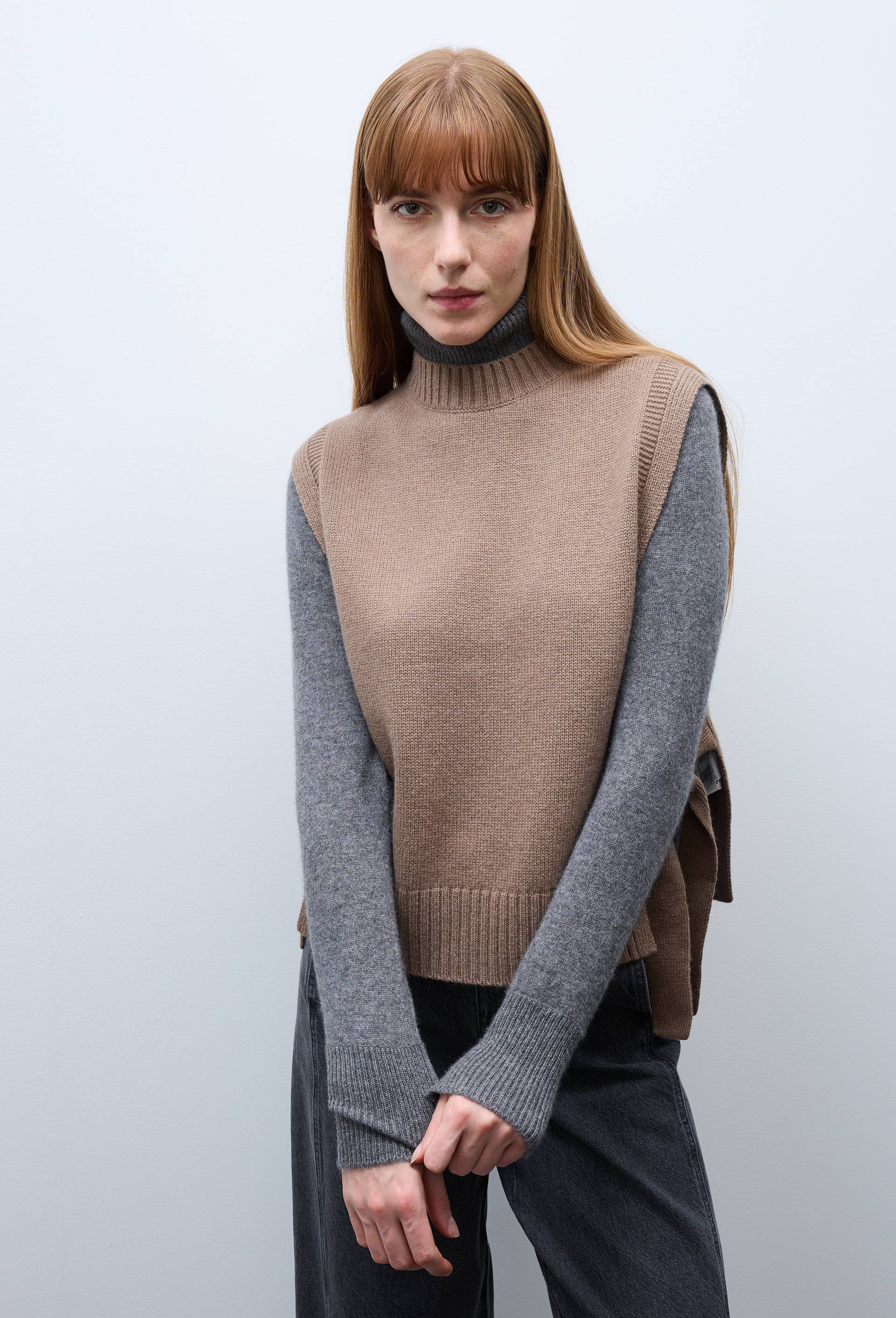 Pull sans manches &agrave; nouer, Brun, swatch image