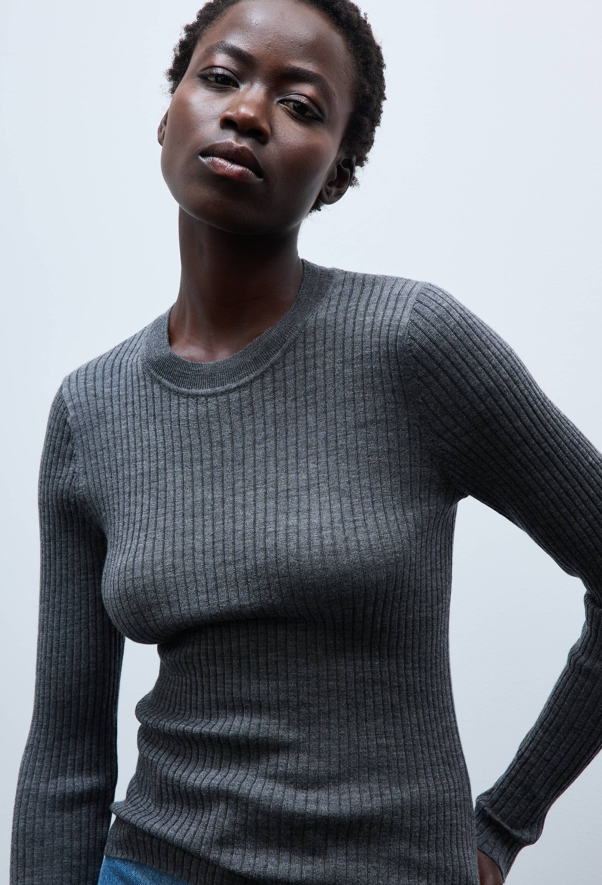 Pull col rond en laine, Gris, large image number 0.0