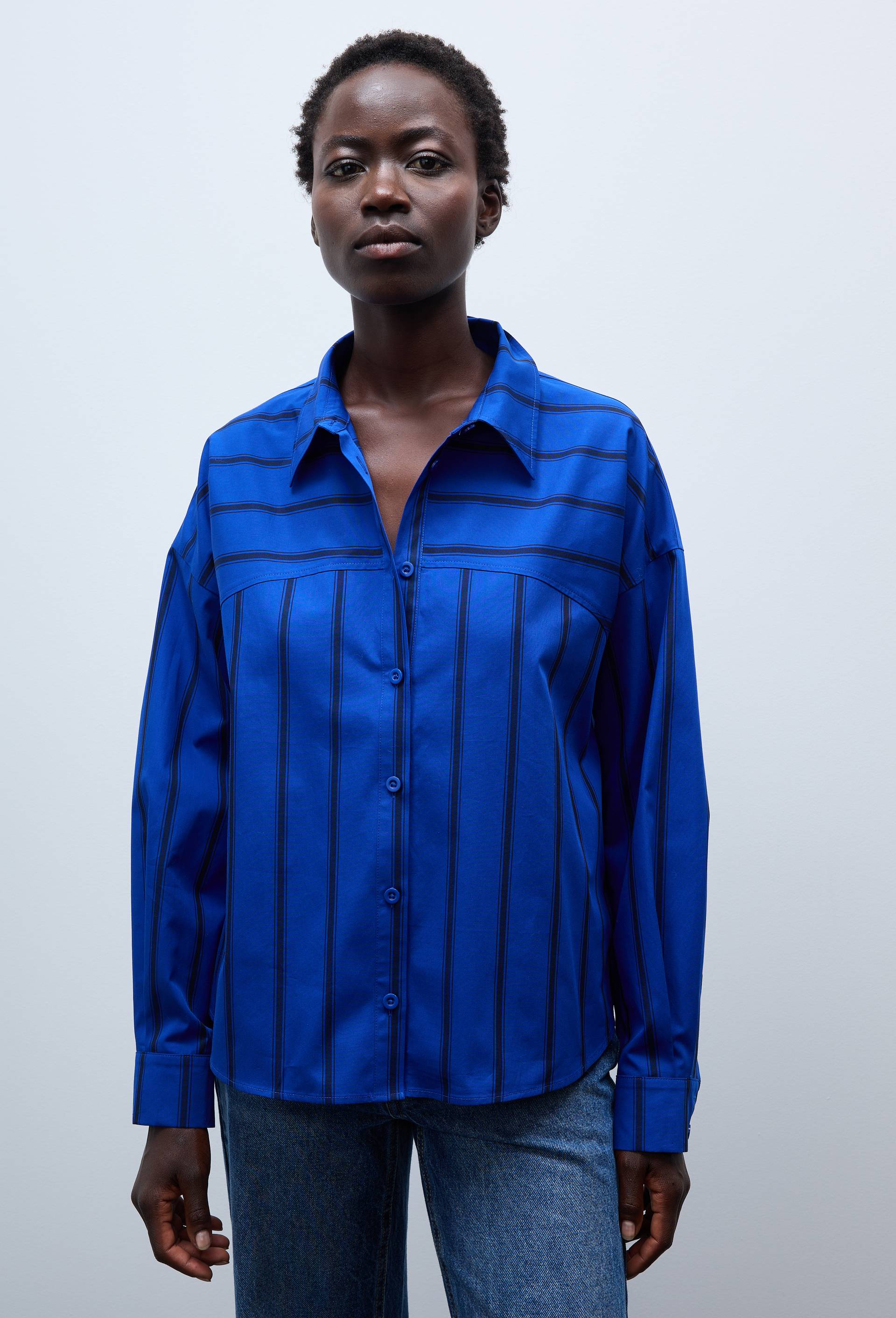 Chemise manches longues ray&eacute;e en coton BIO GOTS, Bleu, swatch image