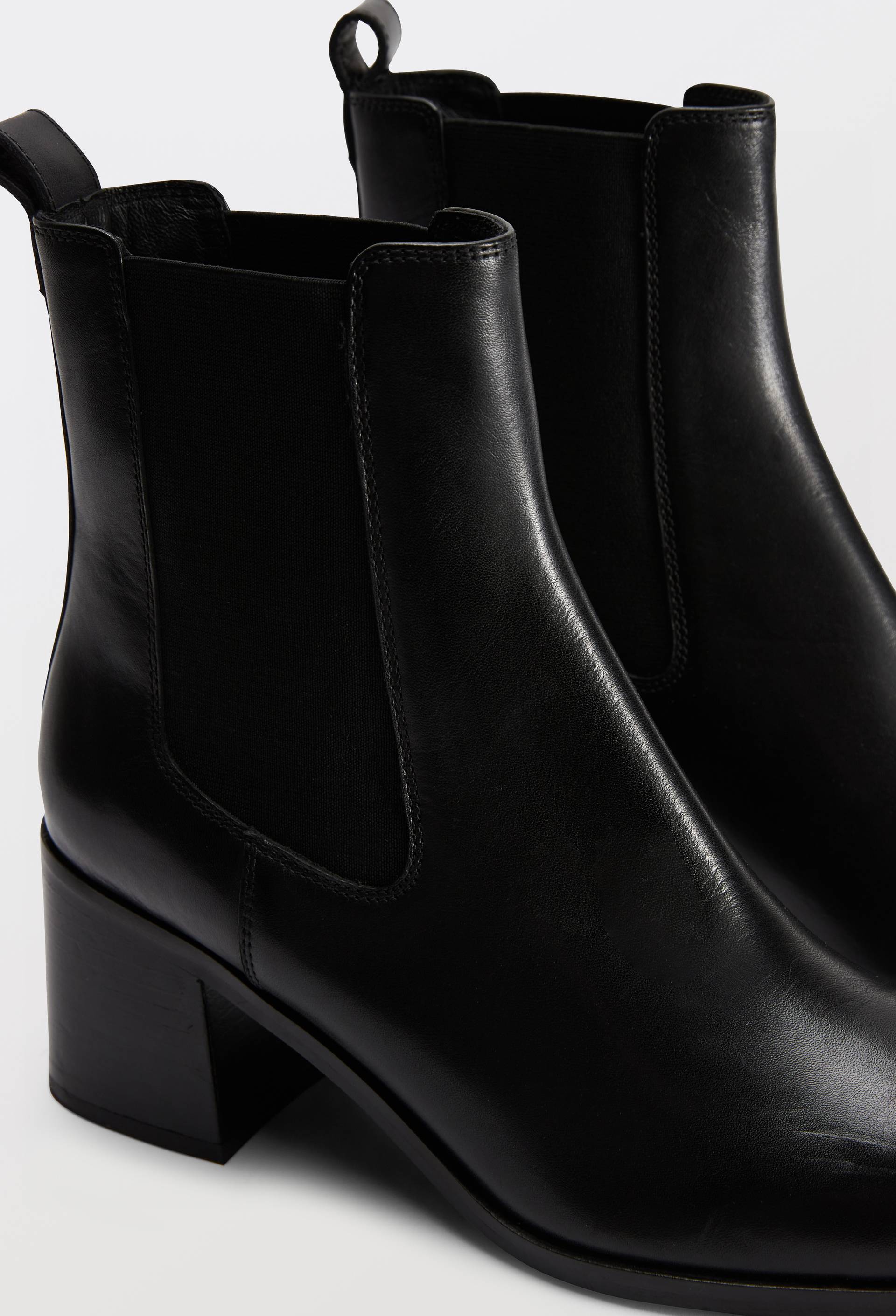 Bottines &agrave; talon en cuir, Noir, large image number 2.0