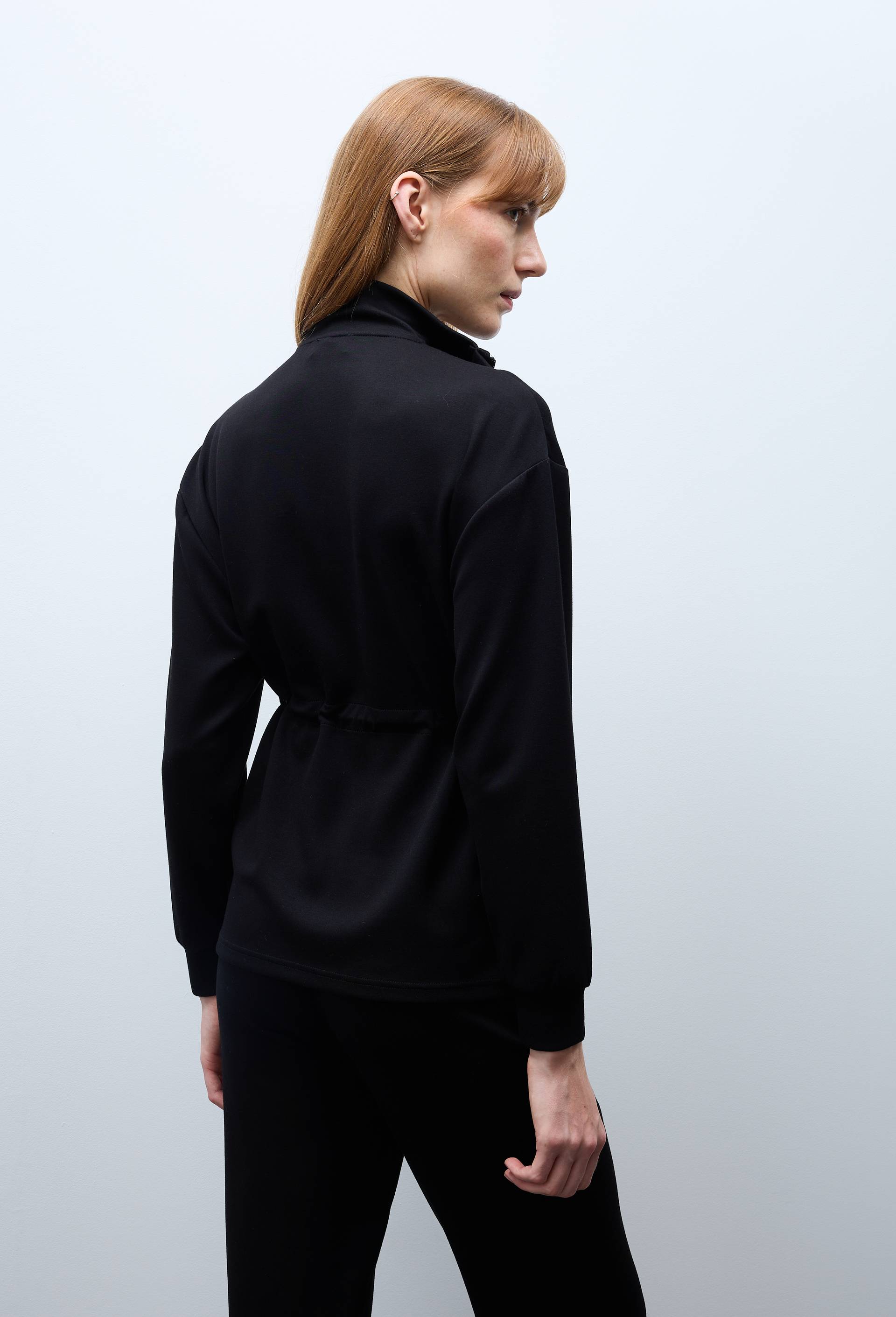 Veste l&eacute;g&egrave;re en viscose et polyamide, Noir, large image number 1.0