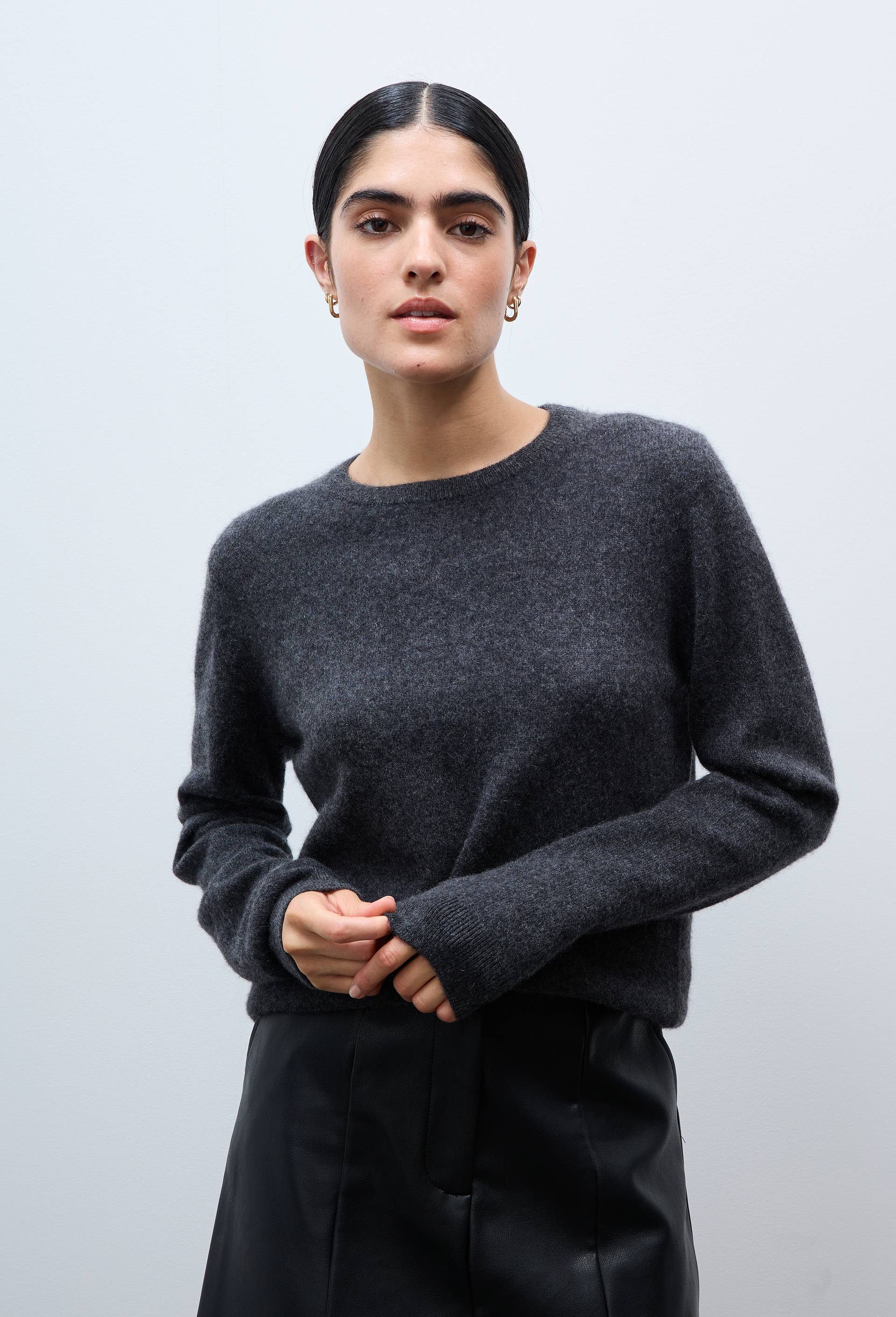 Pull uni col rond en 100% cachemire, Gris fonc&eacute;, large image number 0