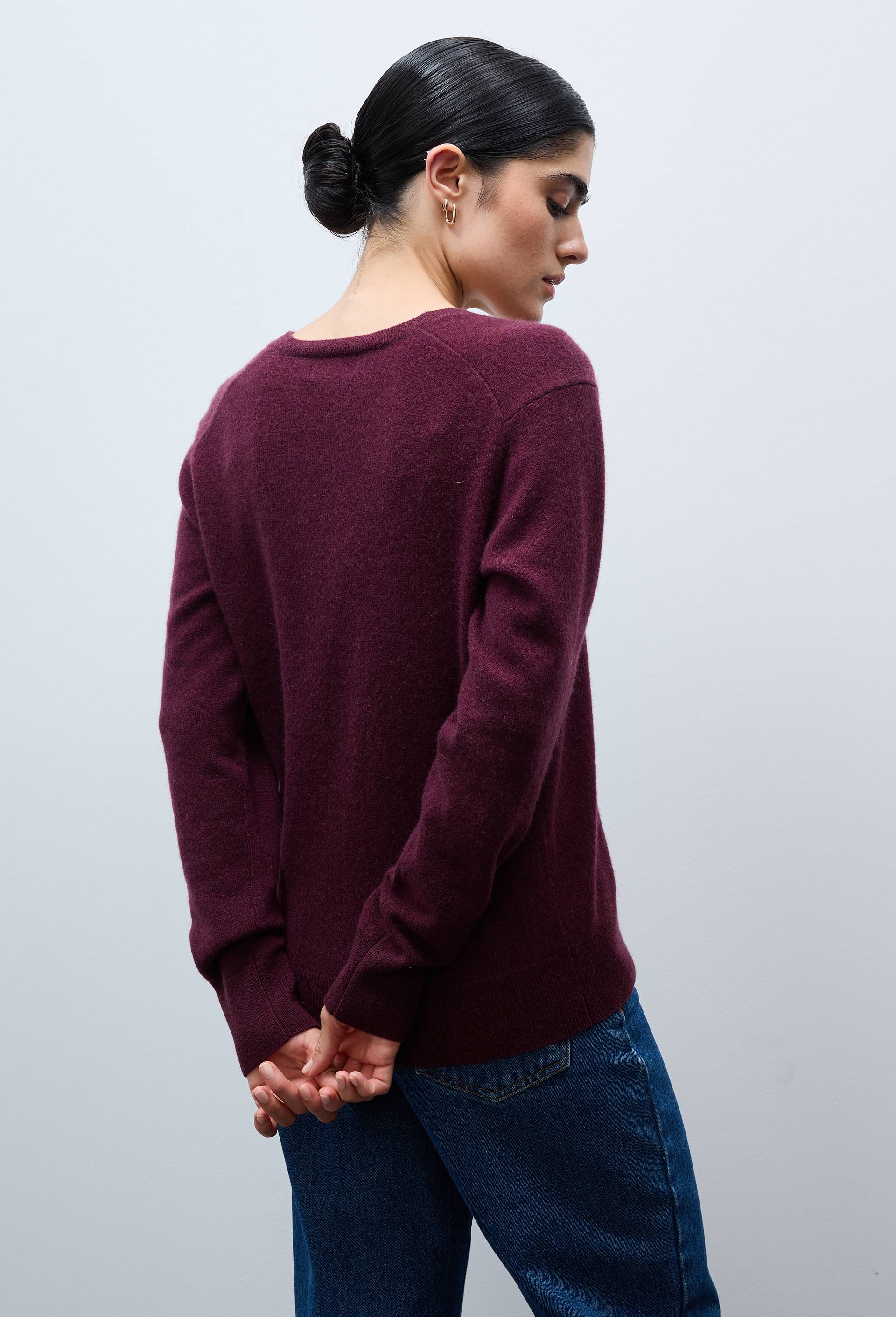 Pull uni col V en 100% cachemire, Rouge fonc&eacute;, large image number 1
