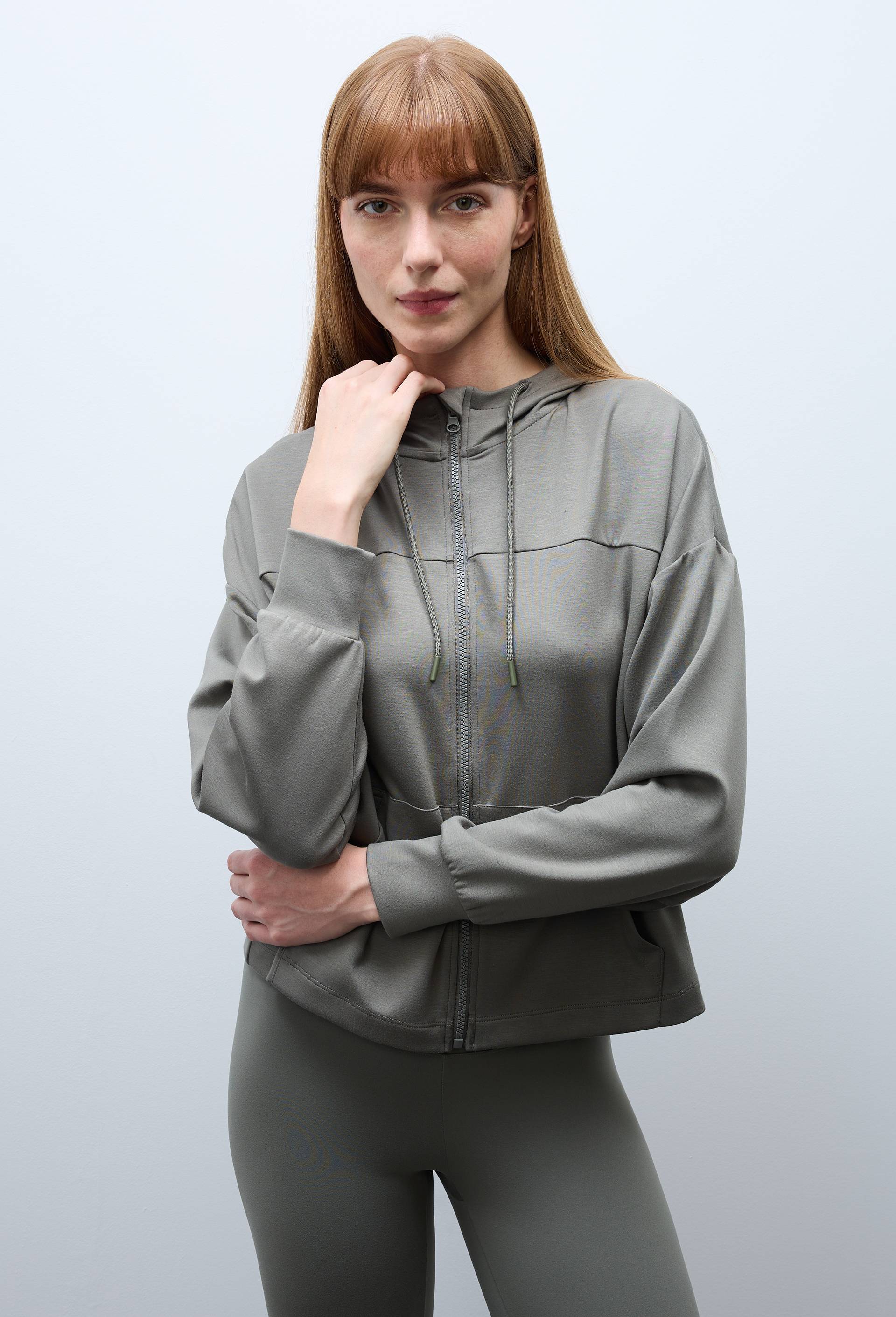 Sweat &agrave; capuche zipp&eacute; fluide en viscose et polyamide, Vert, swatch image