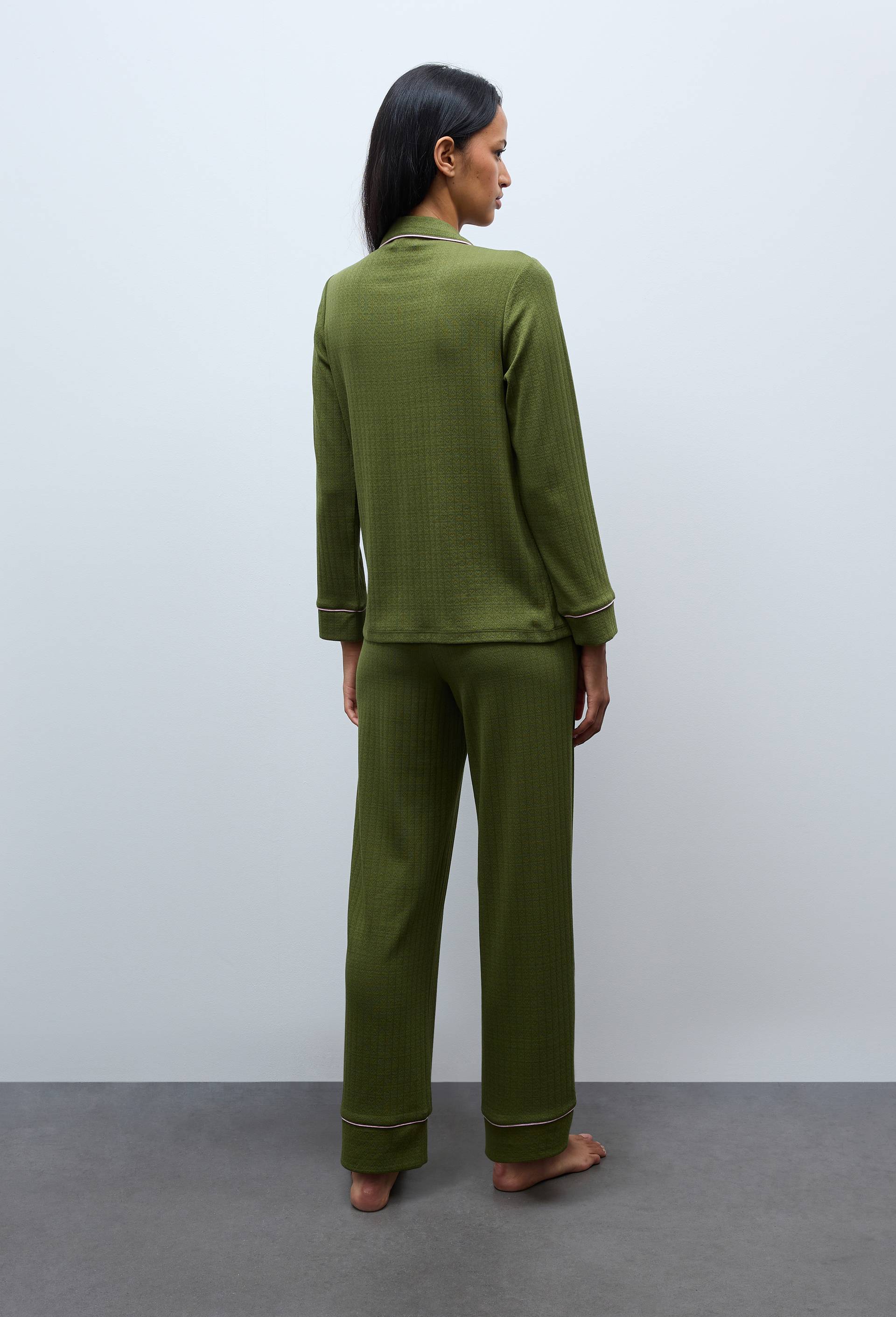 Pyjama uni en modal et coton, Vert, large image number 1