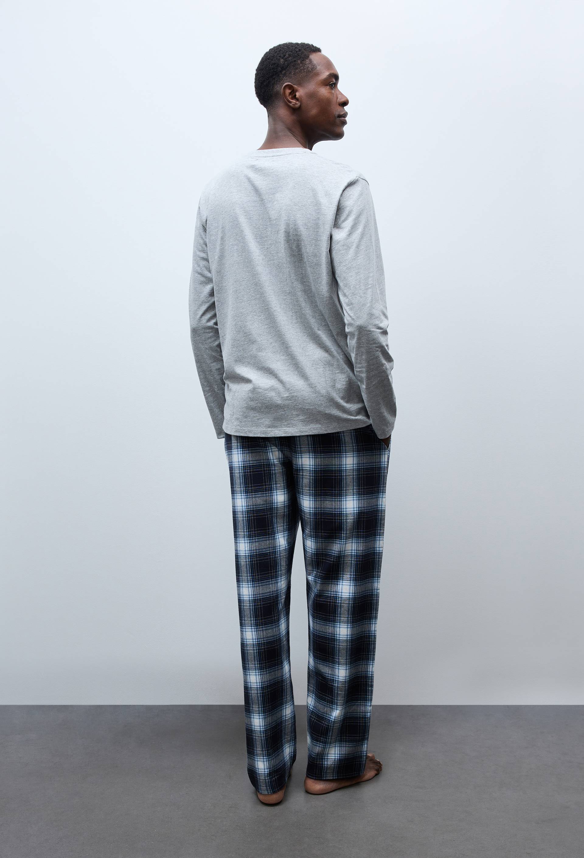 Pyjama manches longues en jersey et pantalon en flanelle en coton, Gris, large image number 2.0